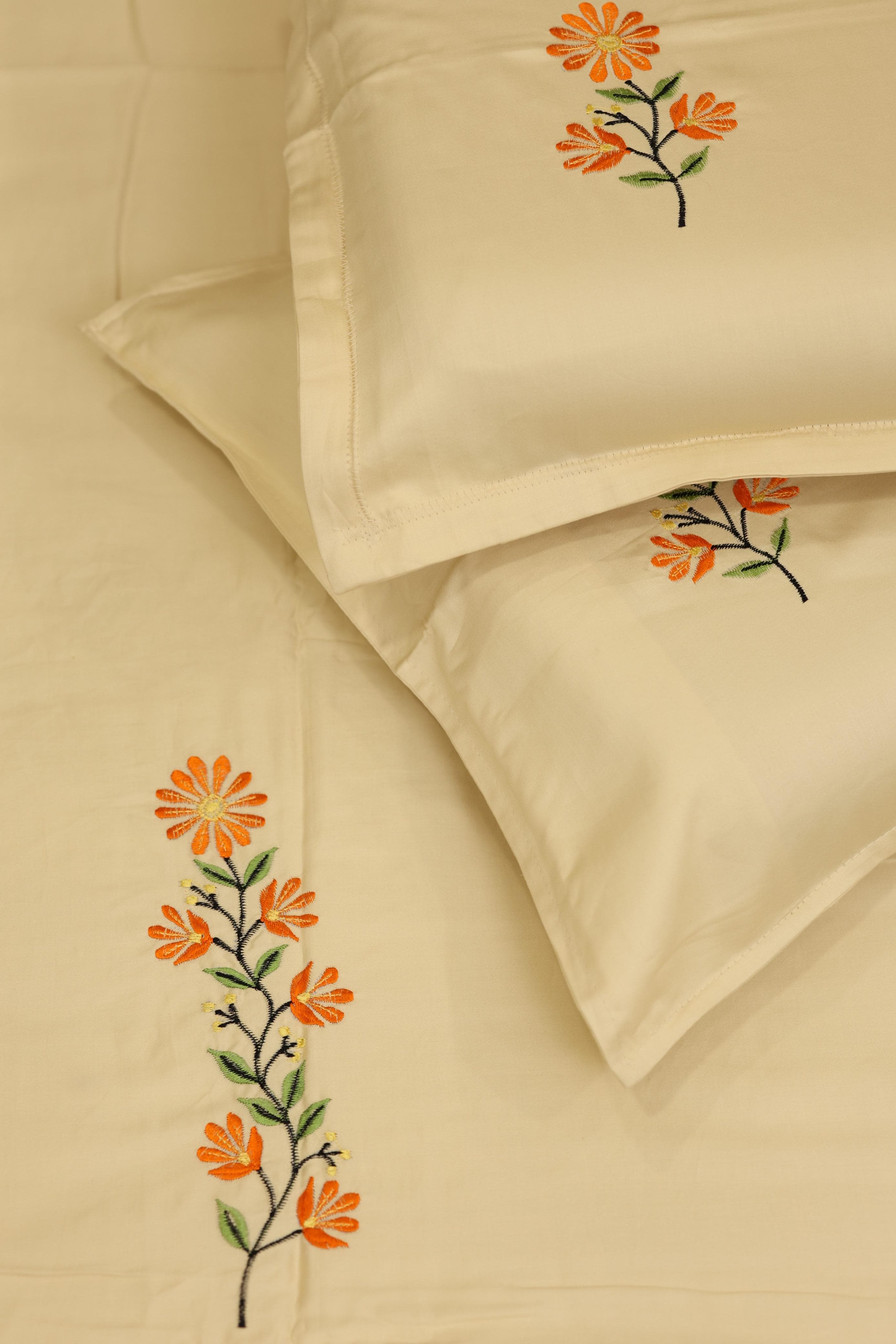 Bedsheets - King Premium Machine embroidery bedsheets MEK