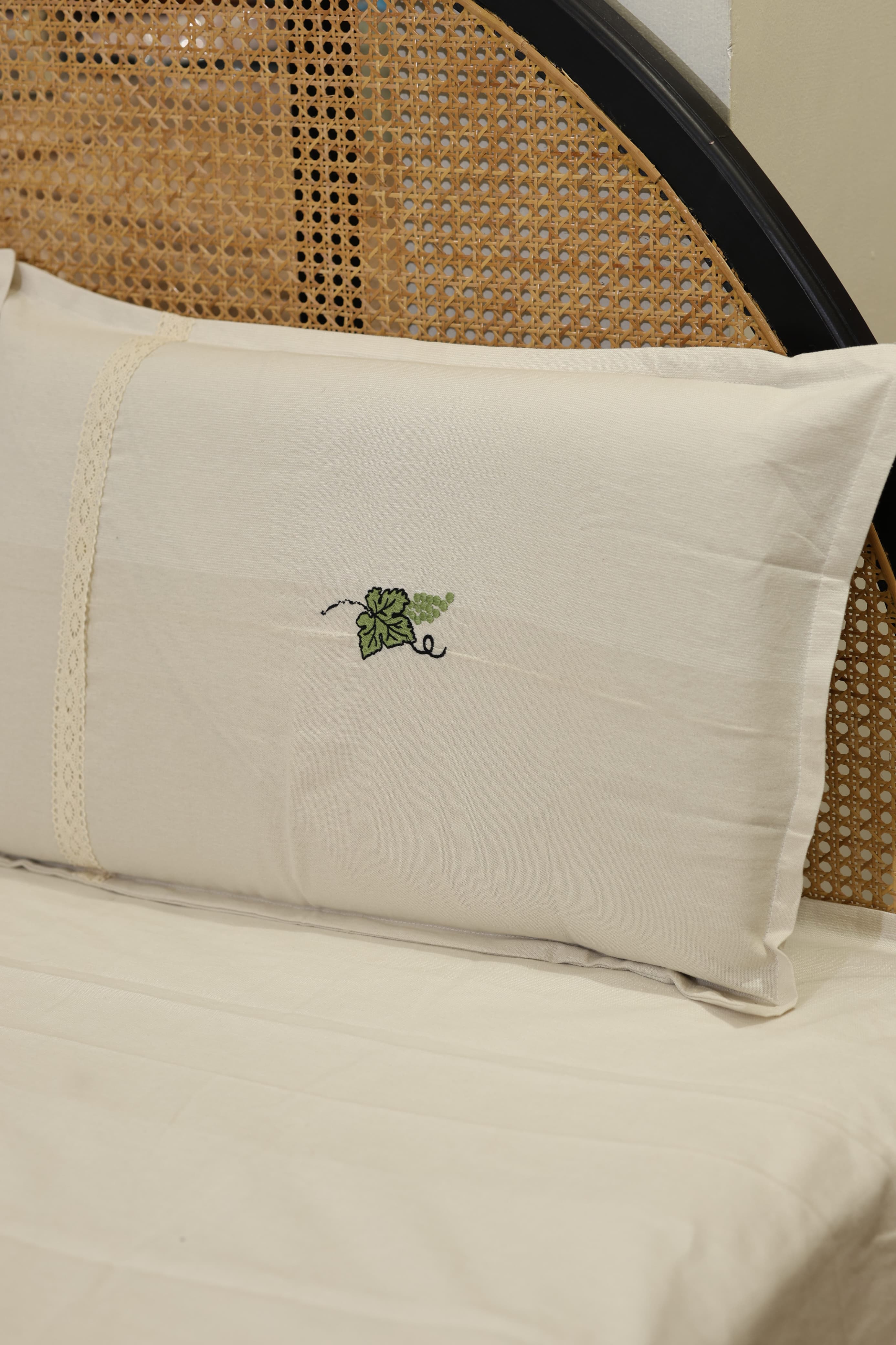 Vine Embroidery Cotton Double Bedsheet Set