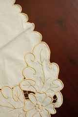 Table runners-Cut work