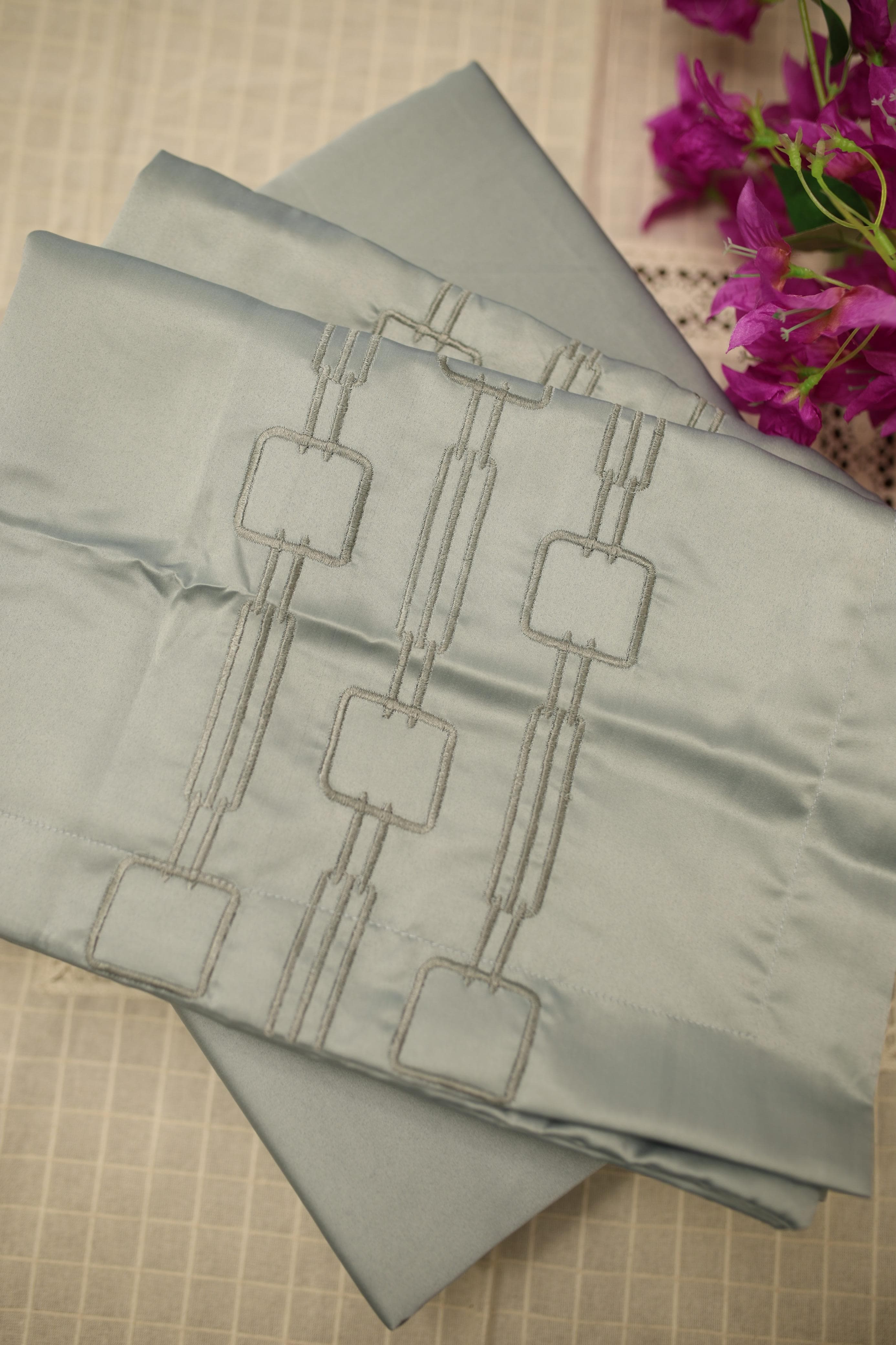 Bedsheets - Essential Queen size bedsheet