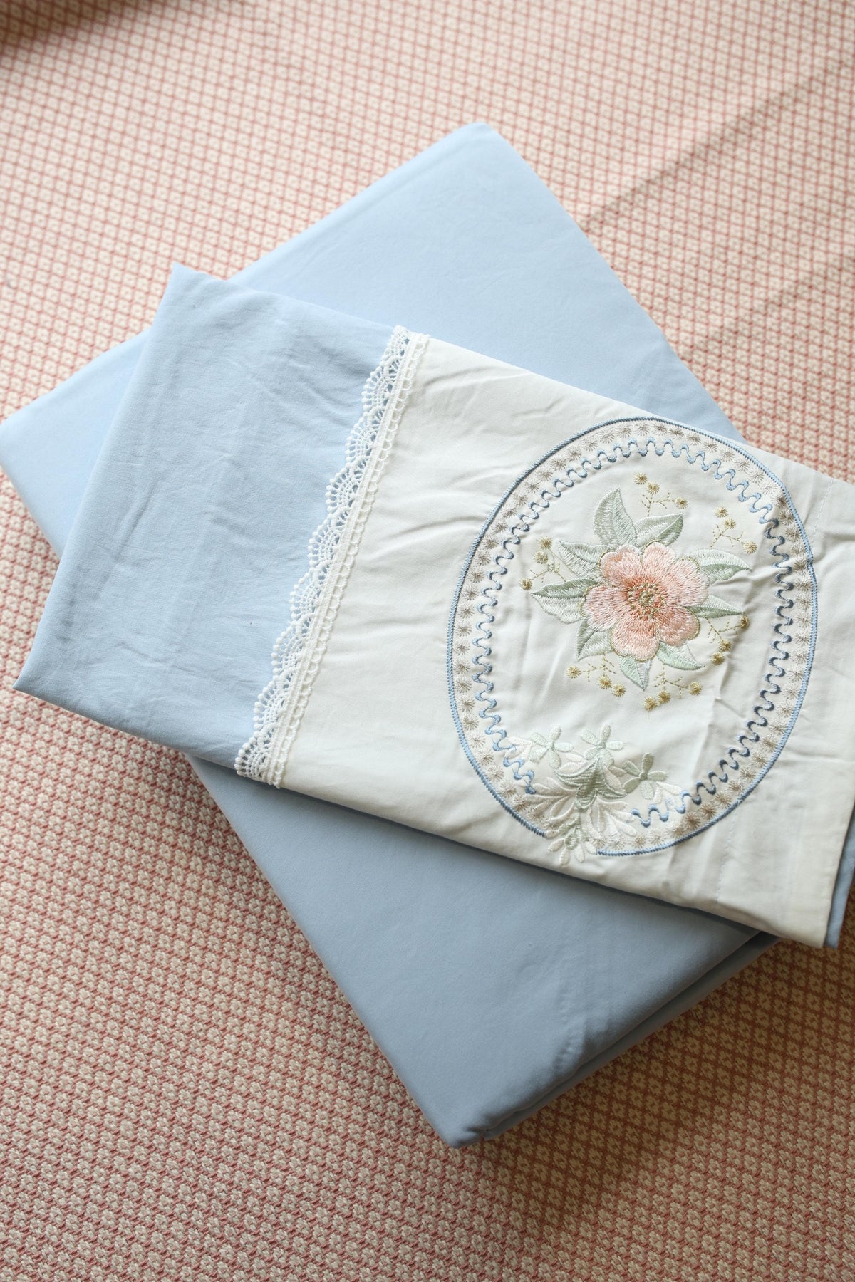Vintage King Machine Embroidery Bedsheet with Lace Trim