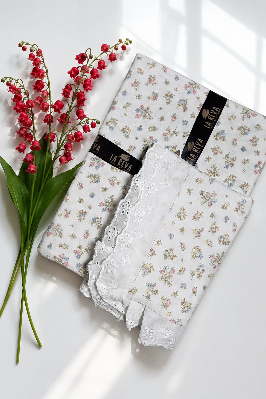 Bedsheets - King soft cotton lace bedsheets majestic