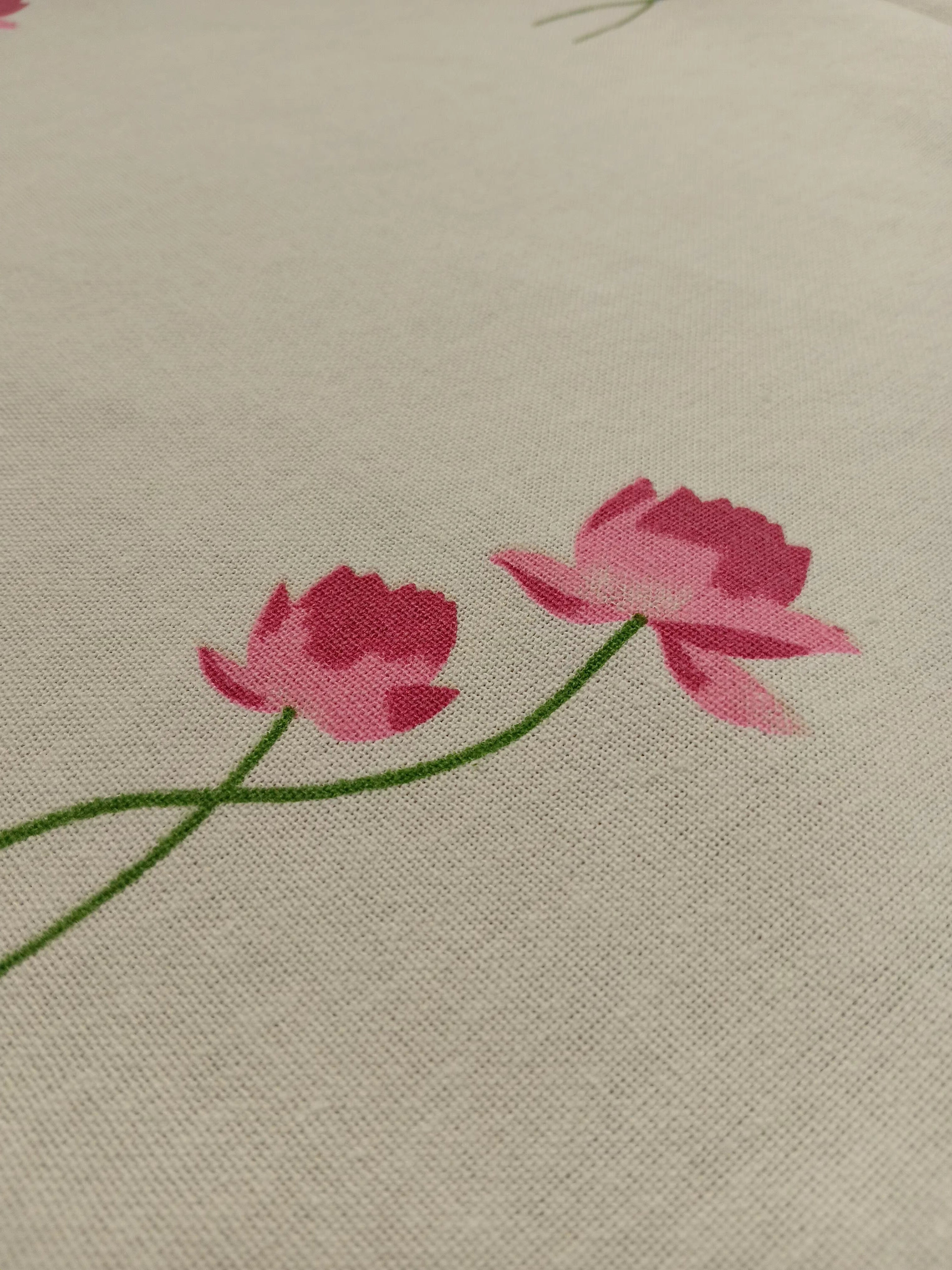 Table cloths - 8 Seater Embroidery (C