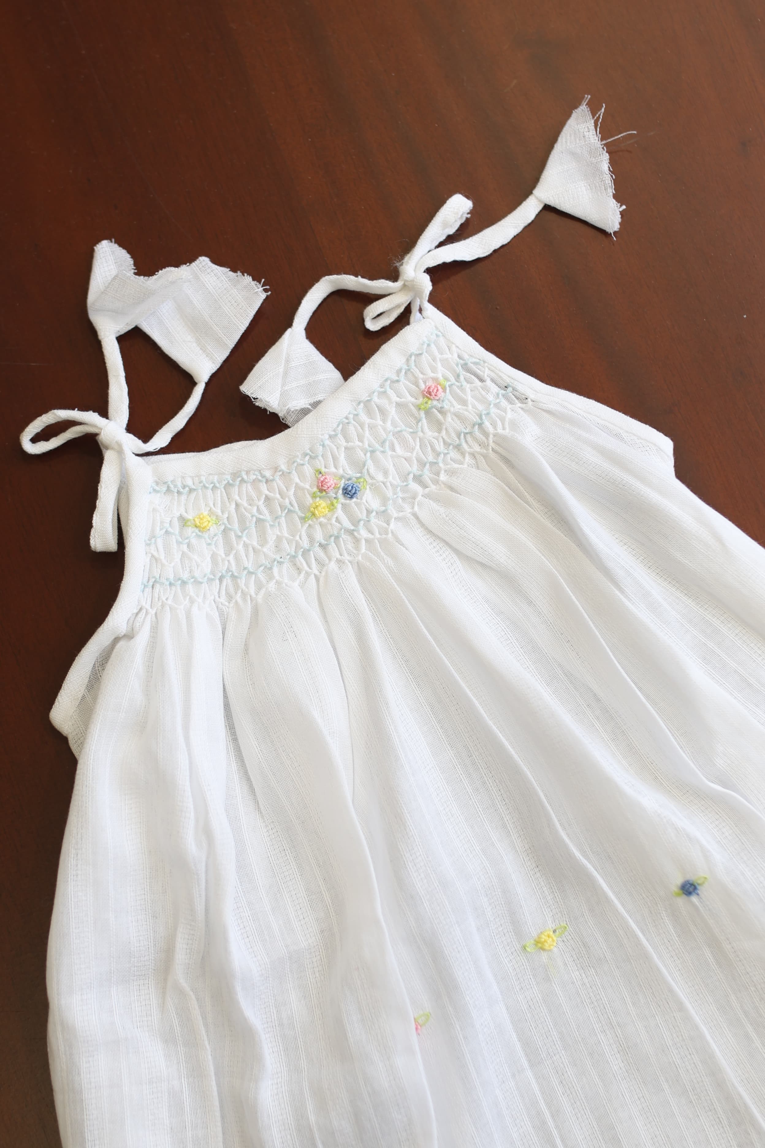 Kids smocked dress 6-10 month
