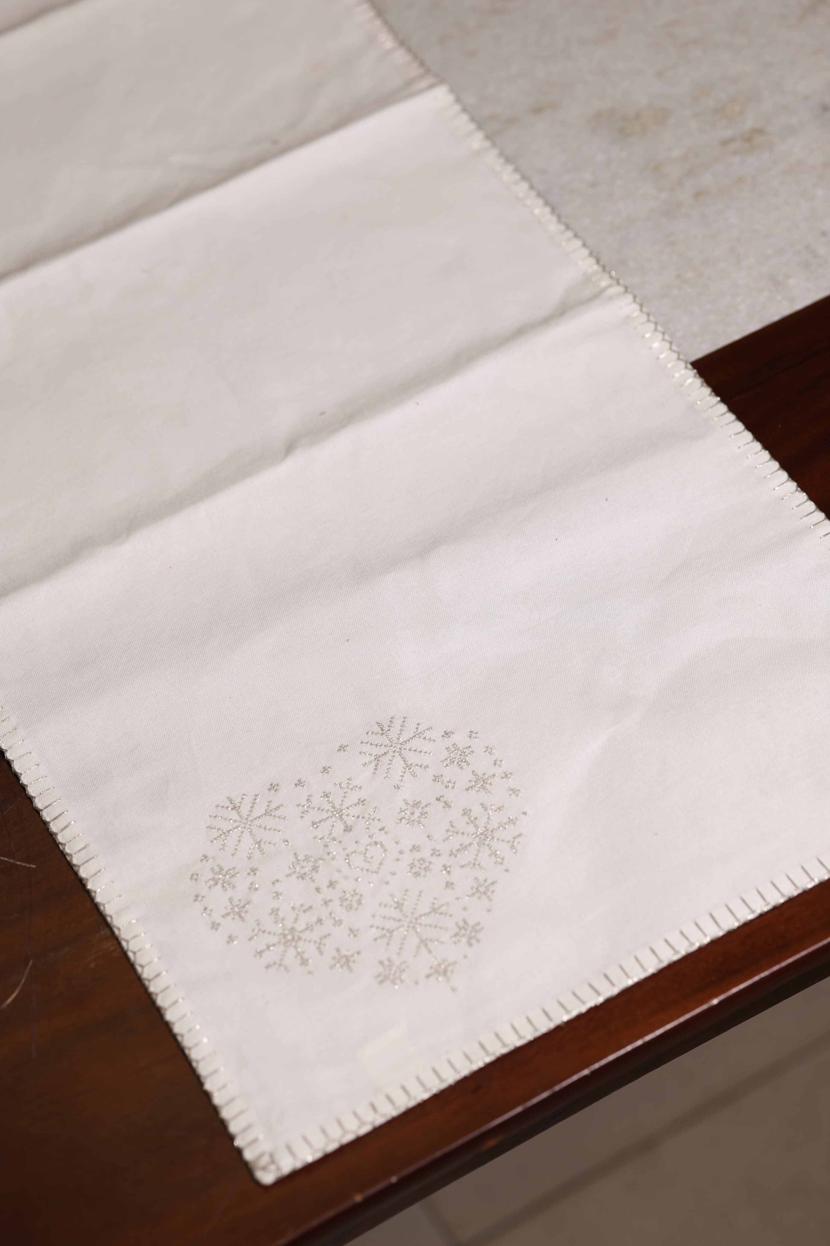 Table Runner - 4 Seater Xmas edition