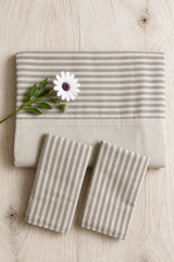 Bedsheets-Queen daily use border bedsheets