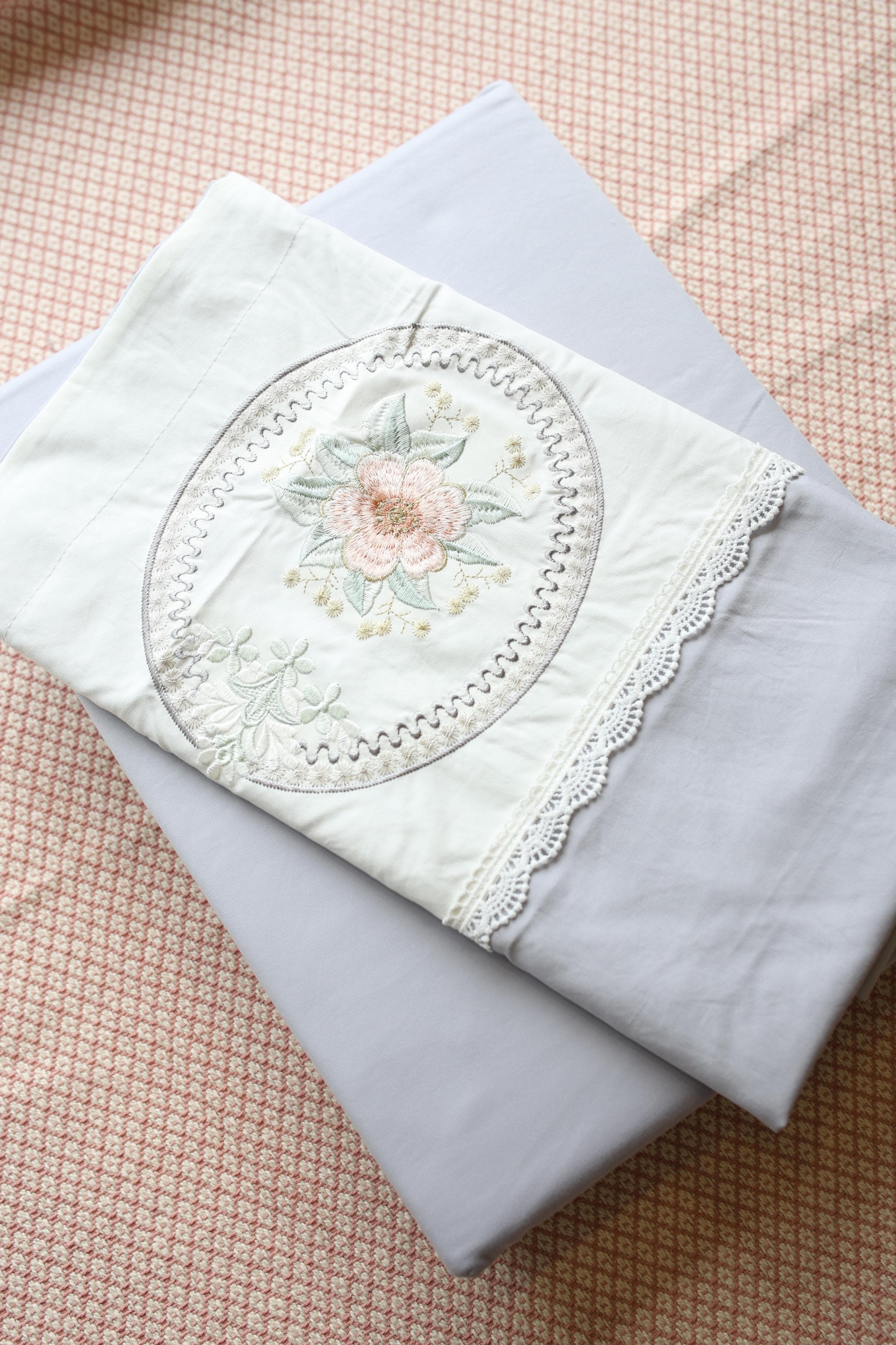 Vintage King Machine Embroidery Bedsheet with Lace Trim