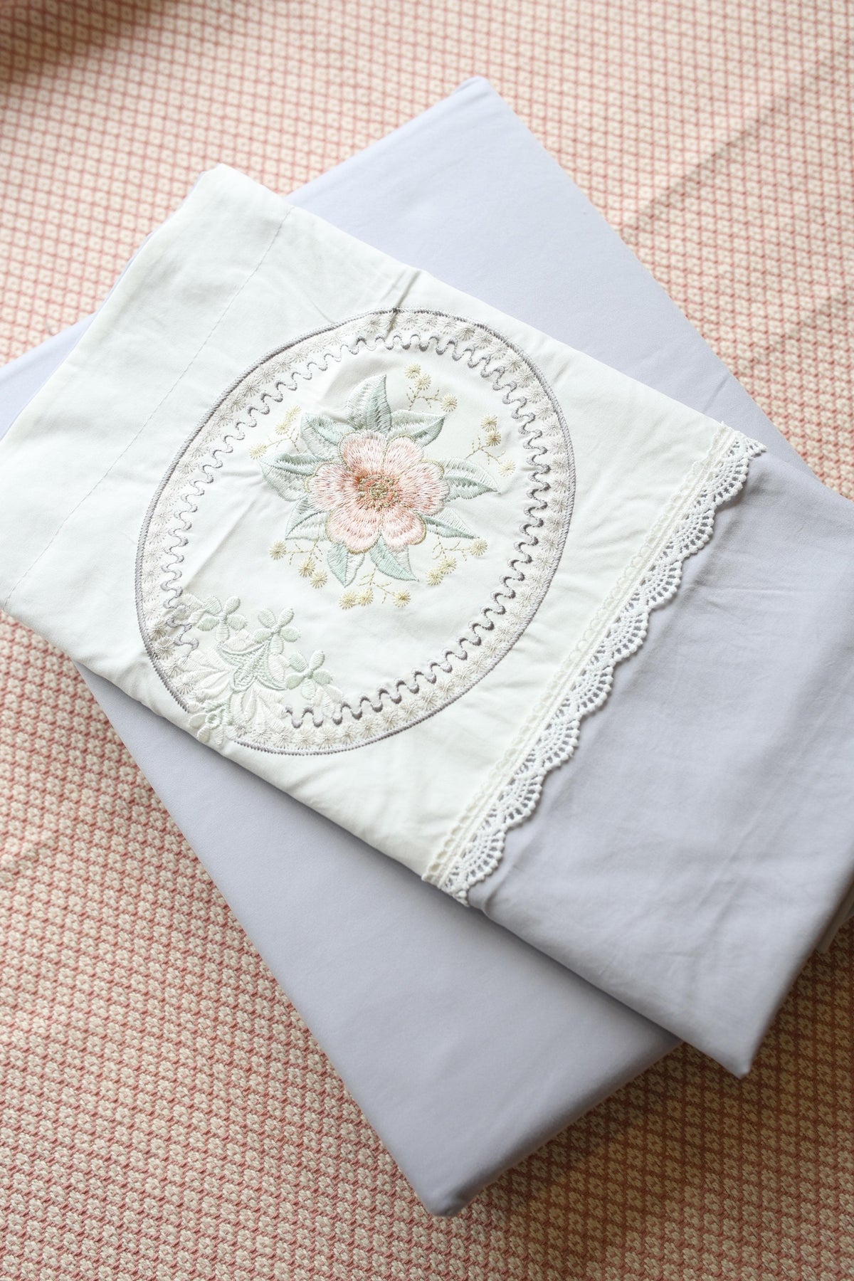 Vintage King Machine Embroidery Bedsheet with Lace Trim