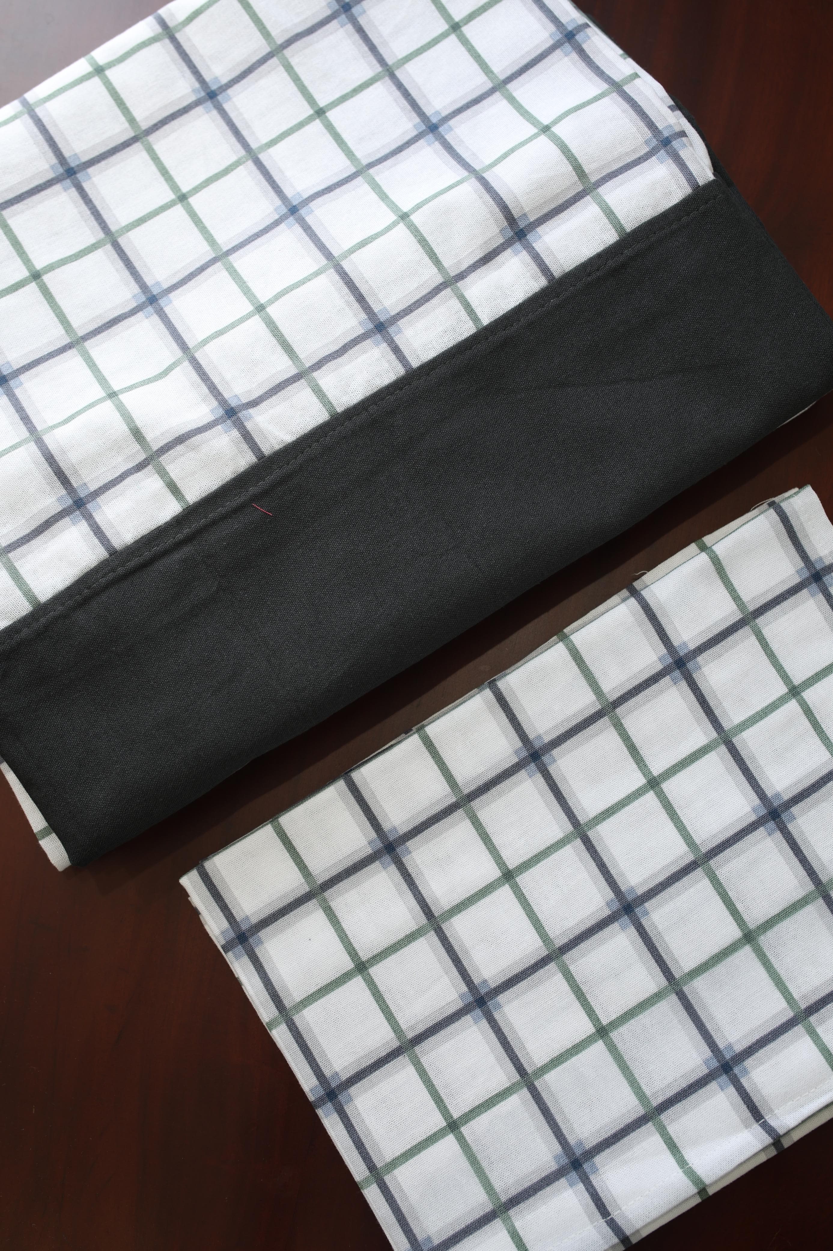 Bedsheets - Queen daily use border bedsheets