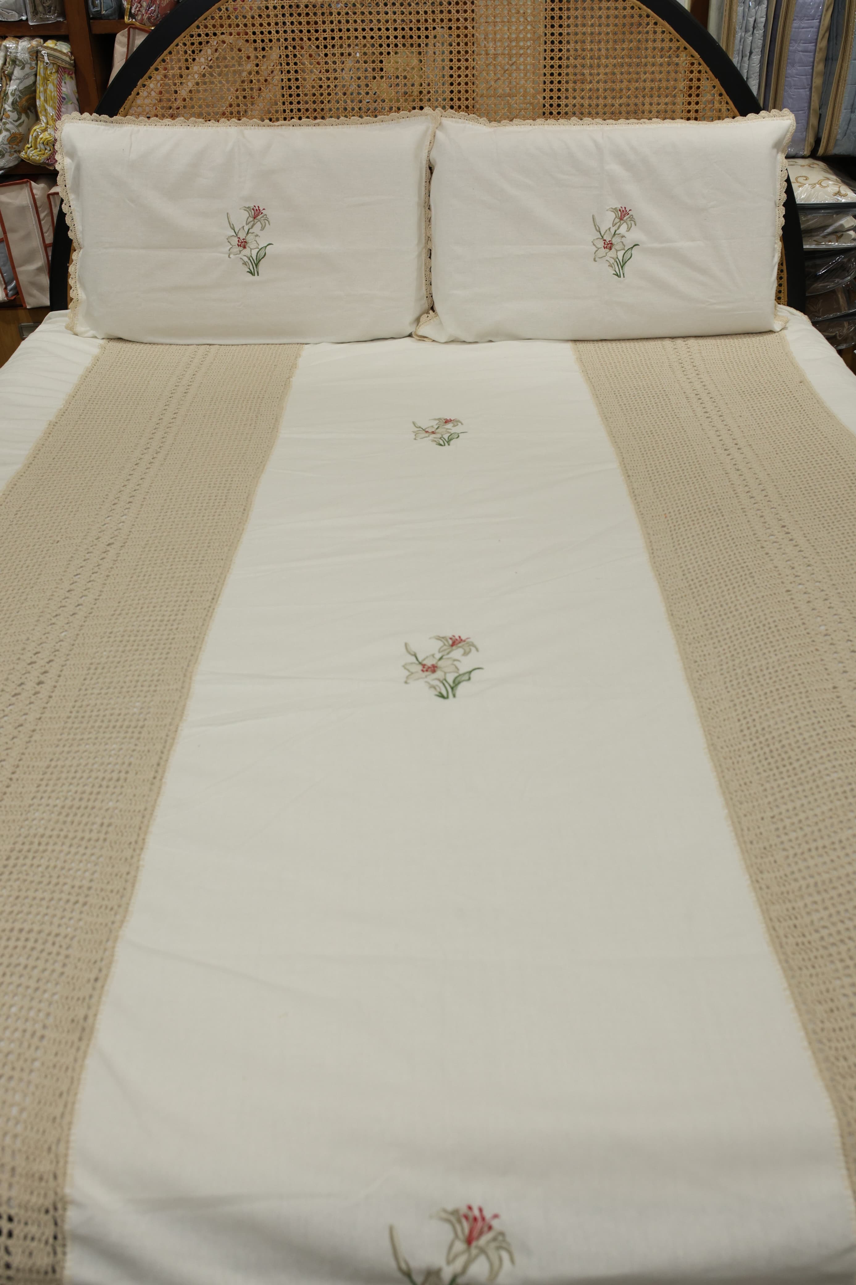 Premium Embroidery Floral Lily Crochet Bedspread Set