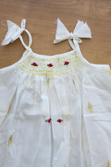 Kids smocked dress 0-3 month