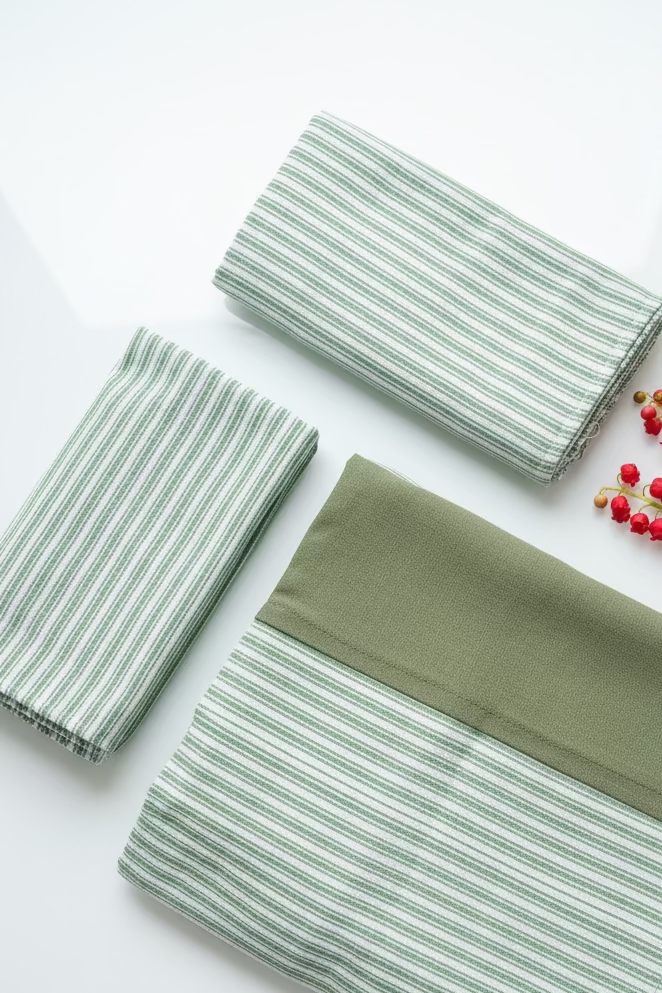 Bedsheets-Queen daily use border bedsheets