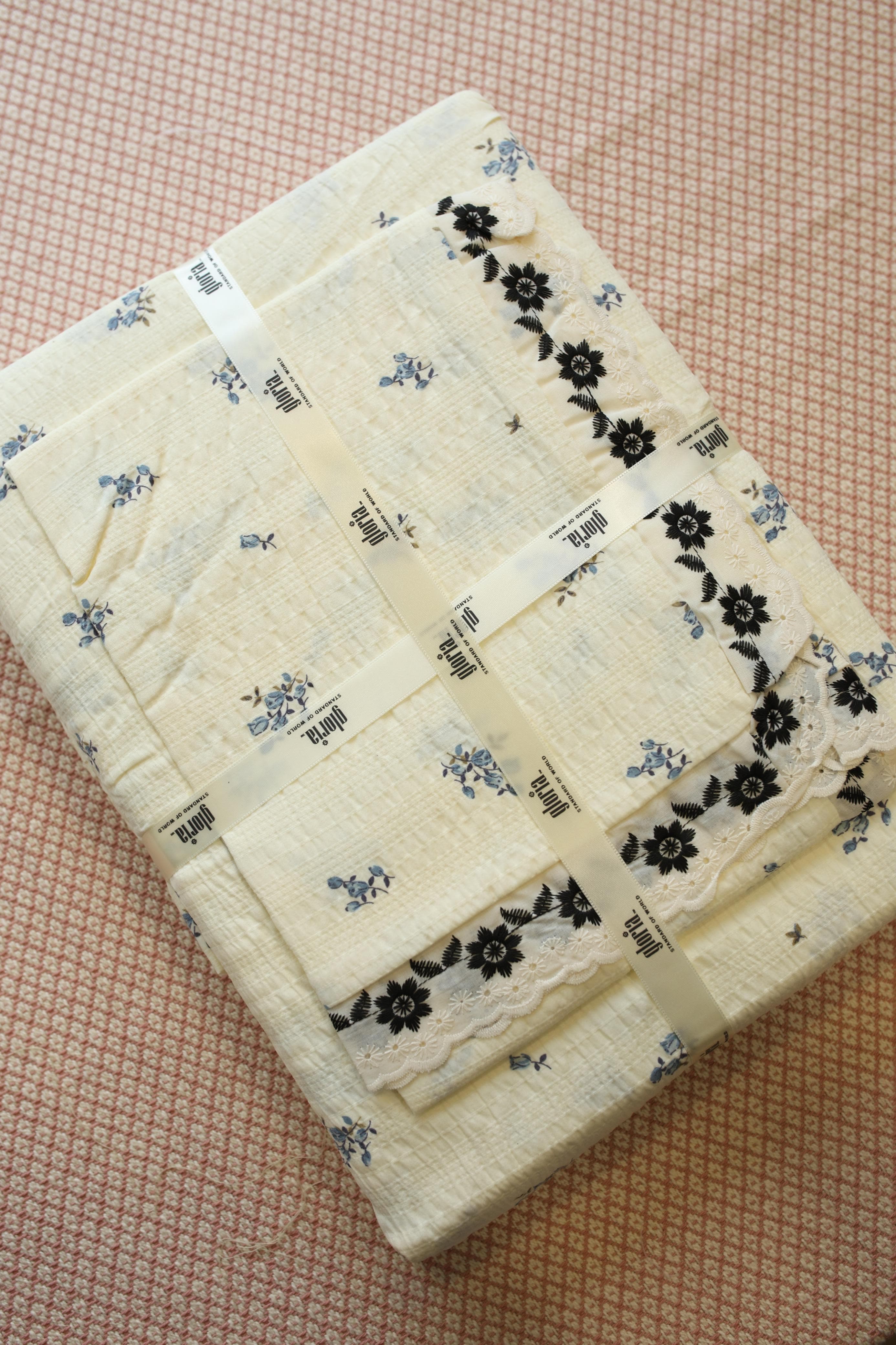 Bedsheets - Premium King soft cotton lace bedsheets majestic