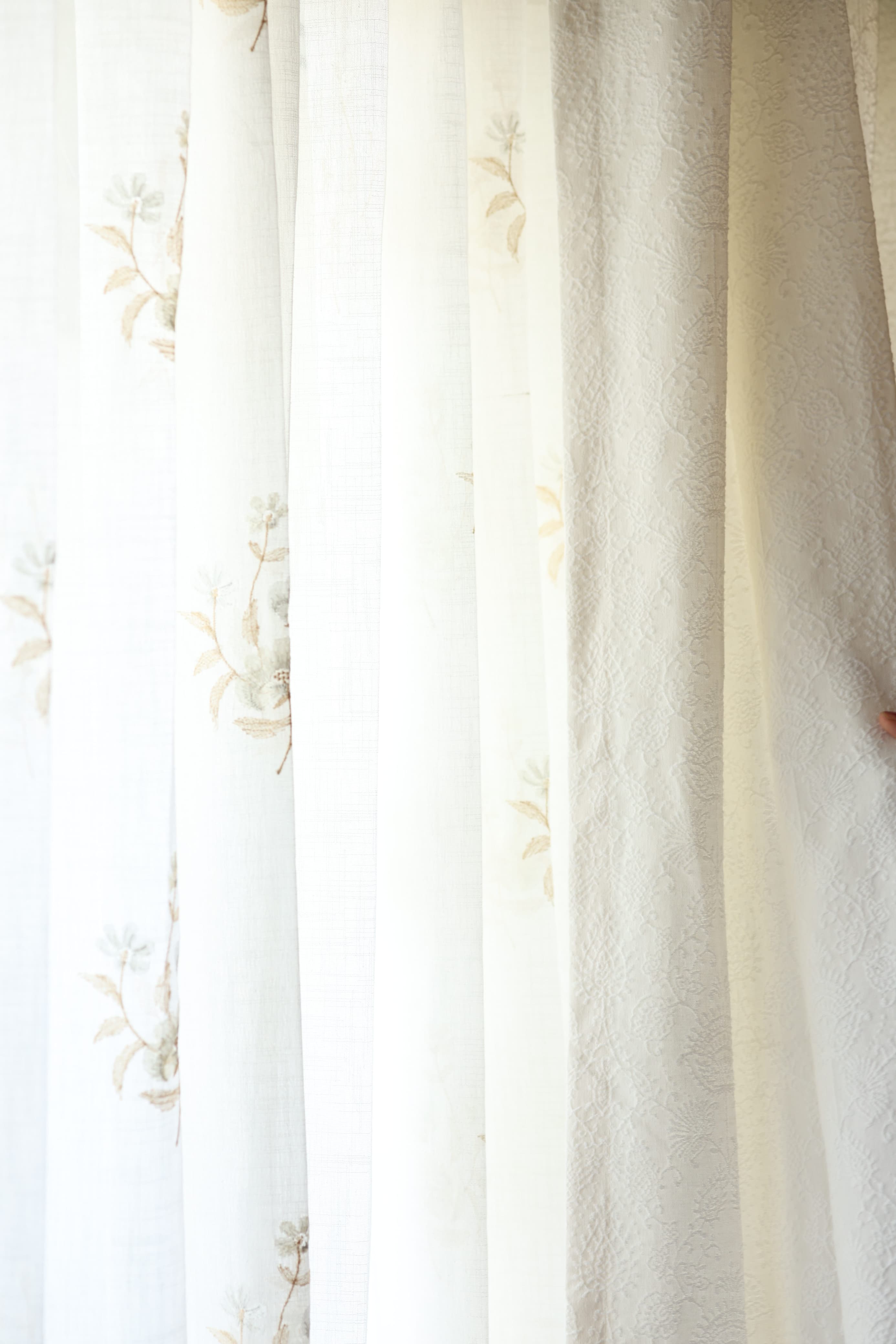 Floral embroidery sheer Curtain : Valley shine