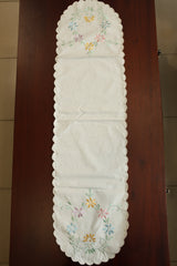 Table runners-Cut work