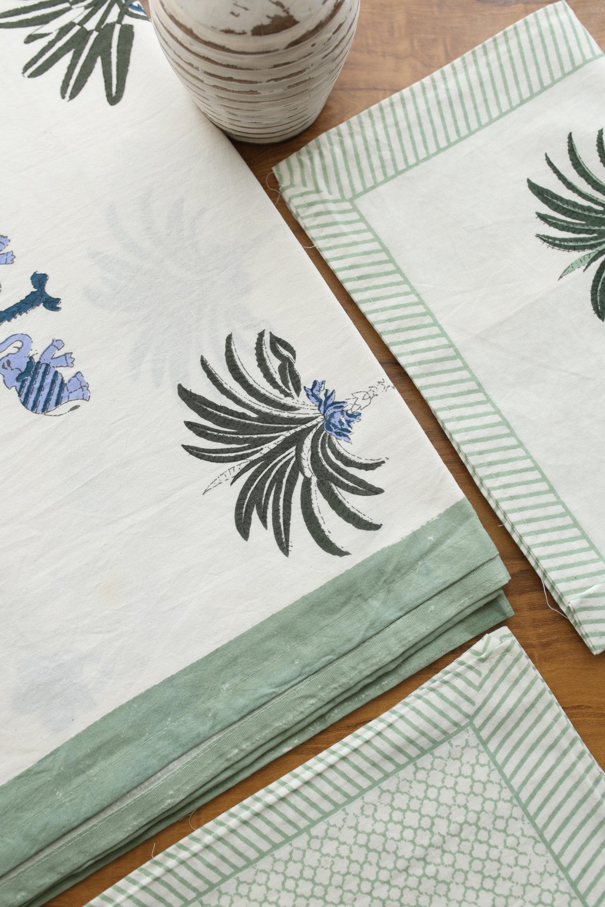 Bedsheets - Handblock queen rajwada print bedsheets