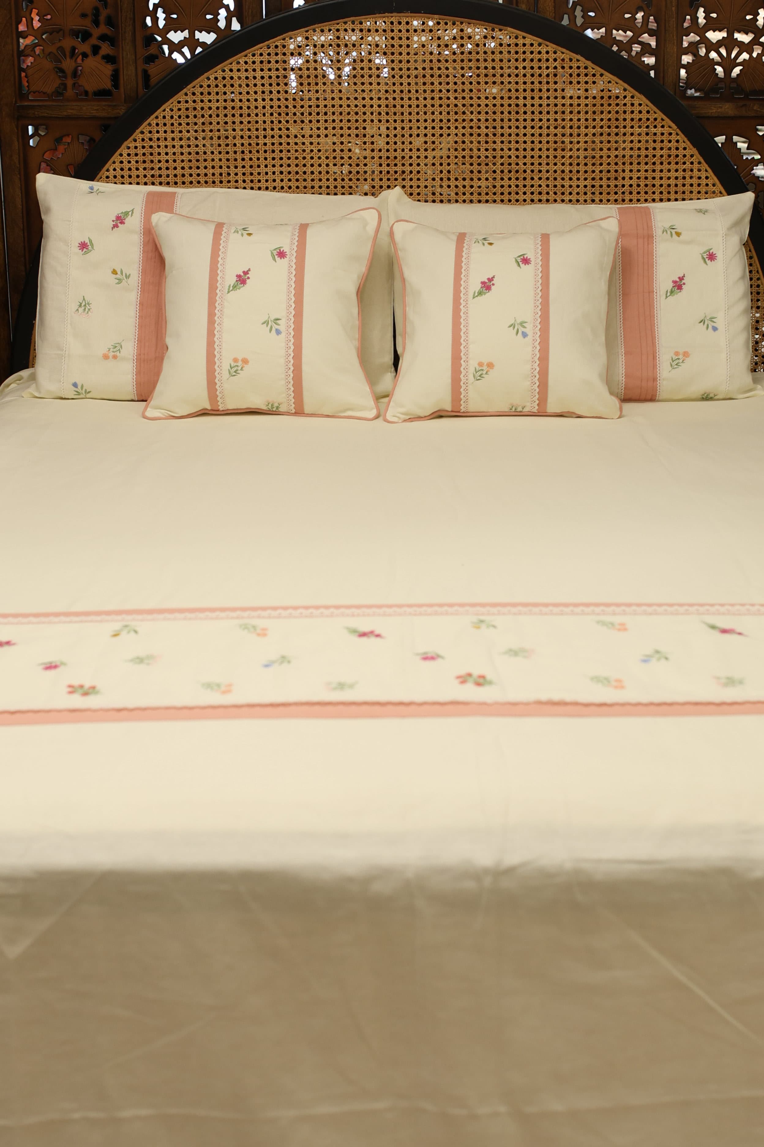 Bedsheets - King premium Machine Embroidery Bedsheet multi