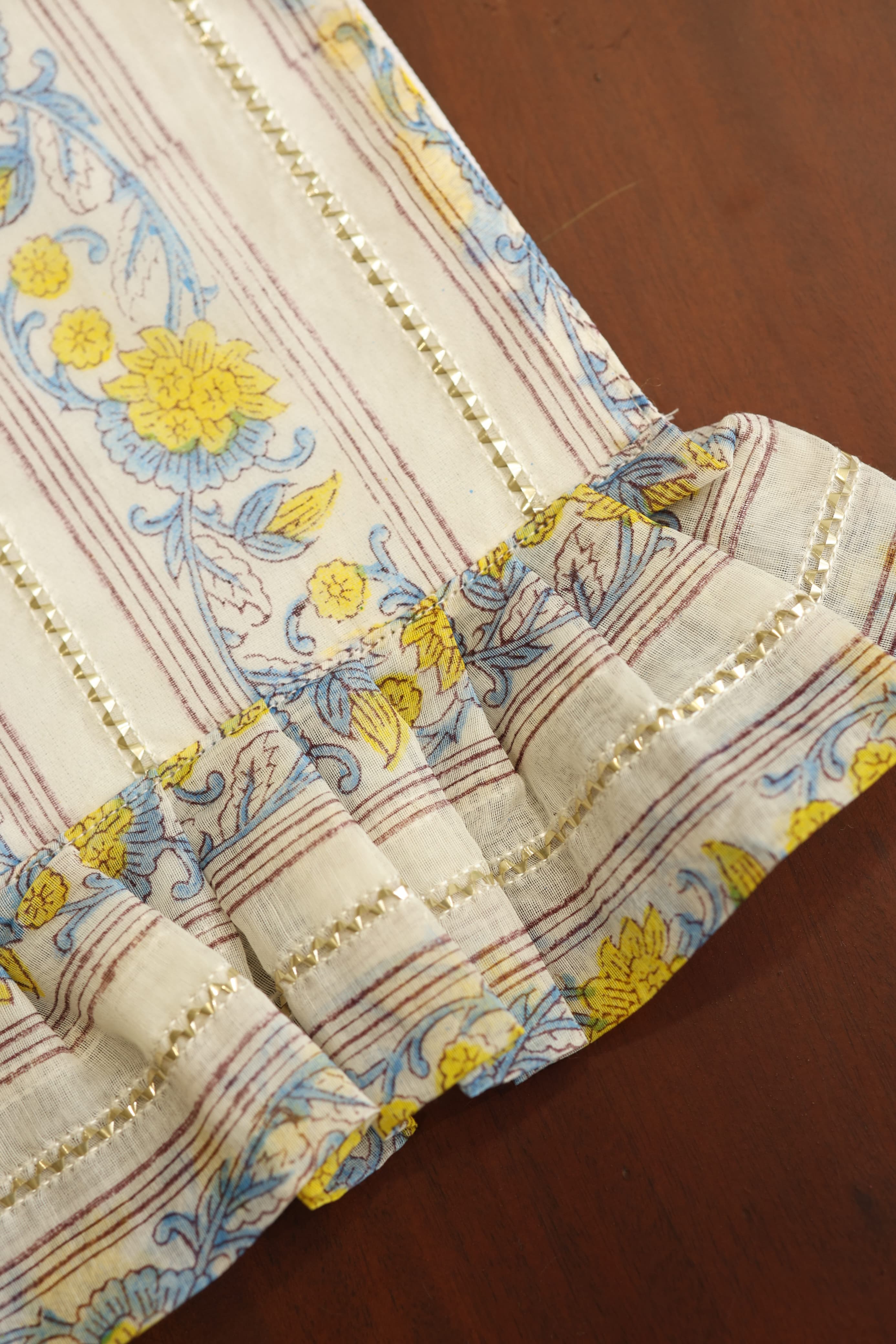 Onam Handblock Table Runner with Ruffled Edges - 4 seater