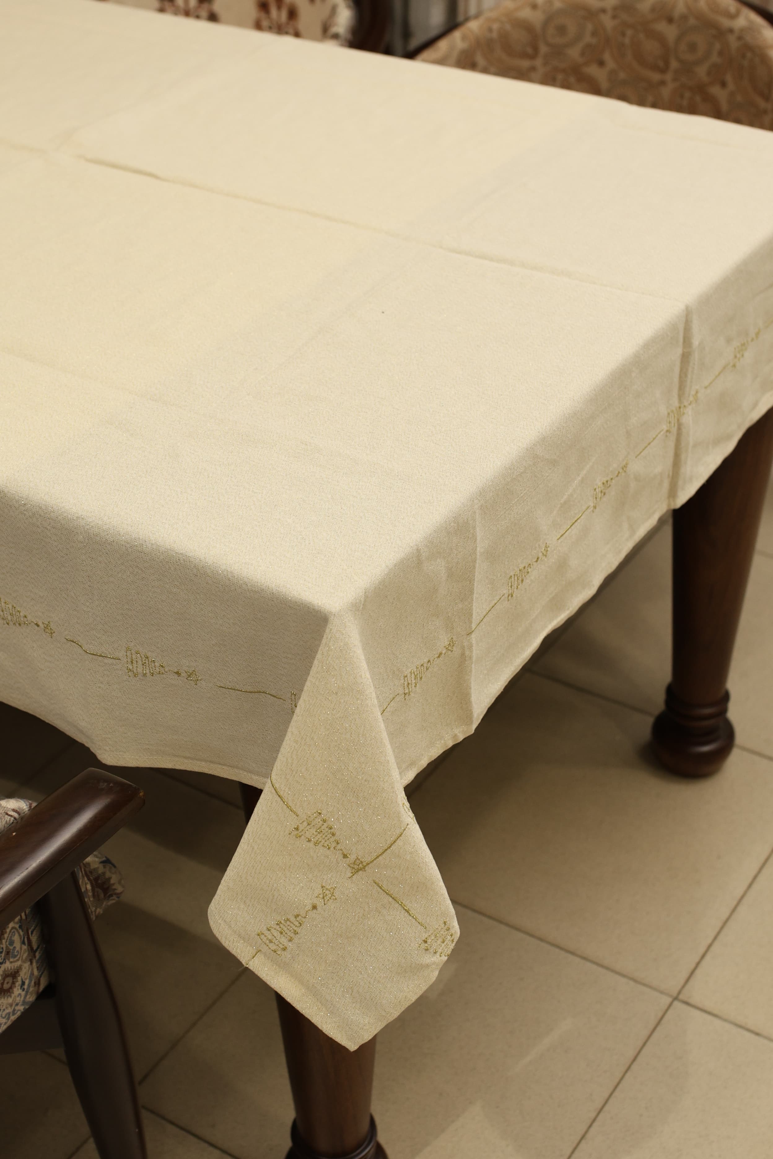 Table cloths - 6 seater Xmas edition