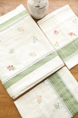 Bedsheets - King premium Machine Embroidery Bedsheet multi