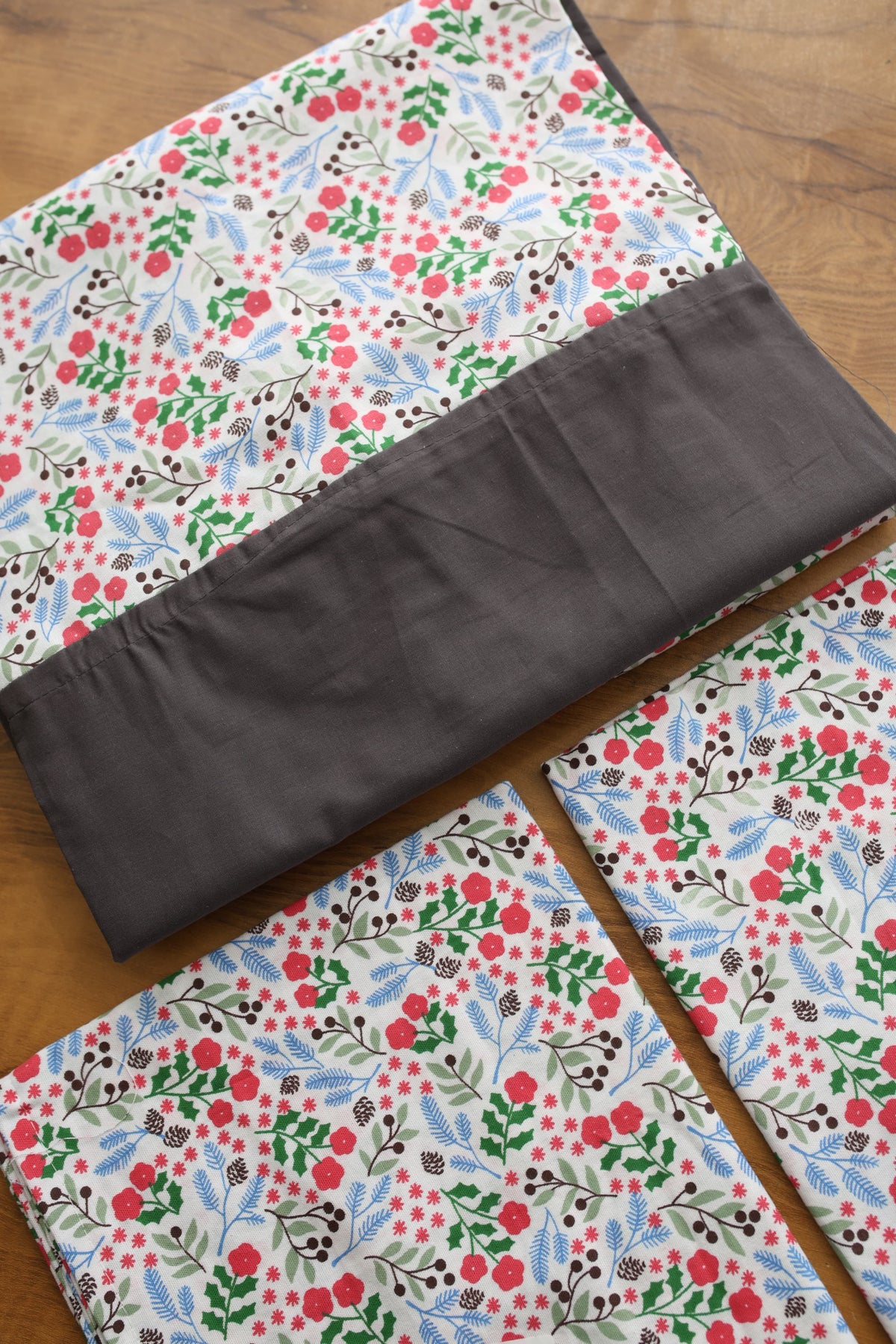 Bedsheets - King daily use border bedsheets
