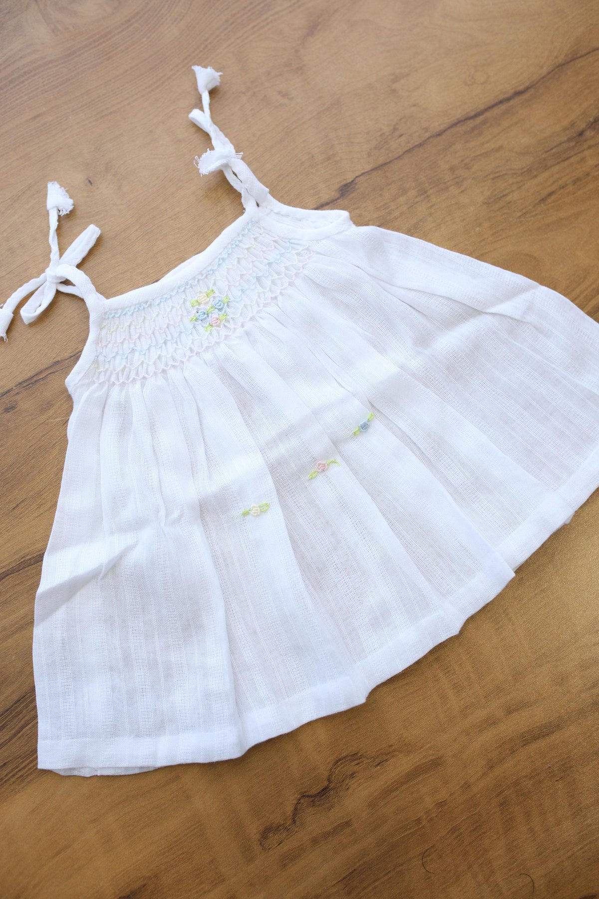 Kids smocked dress 0-3 month