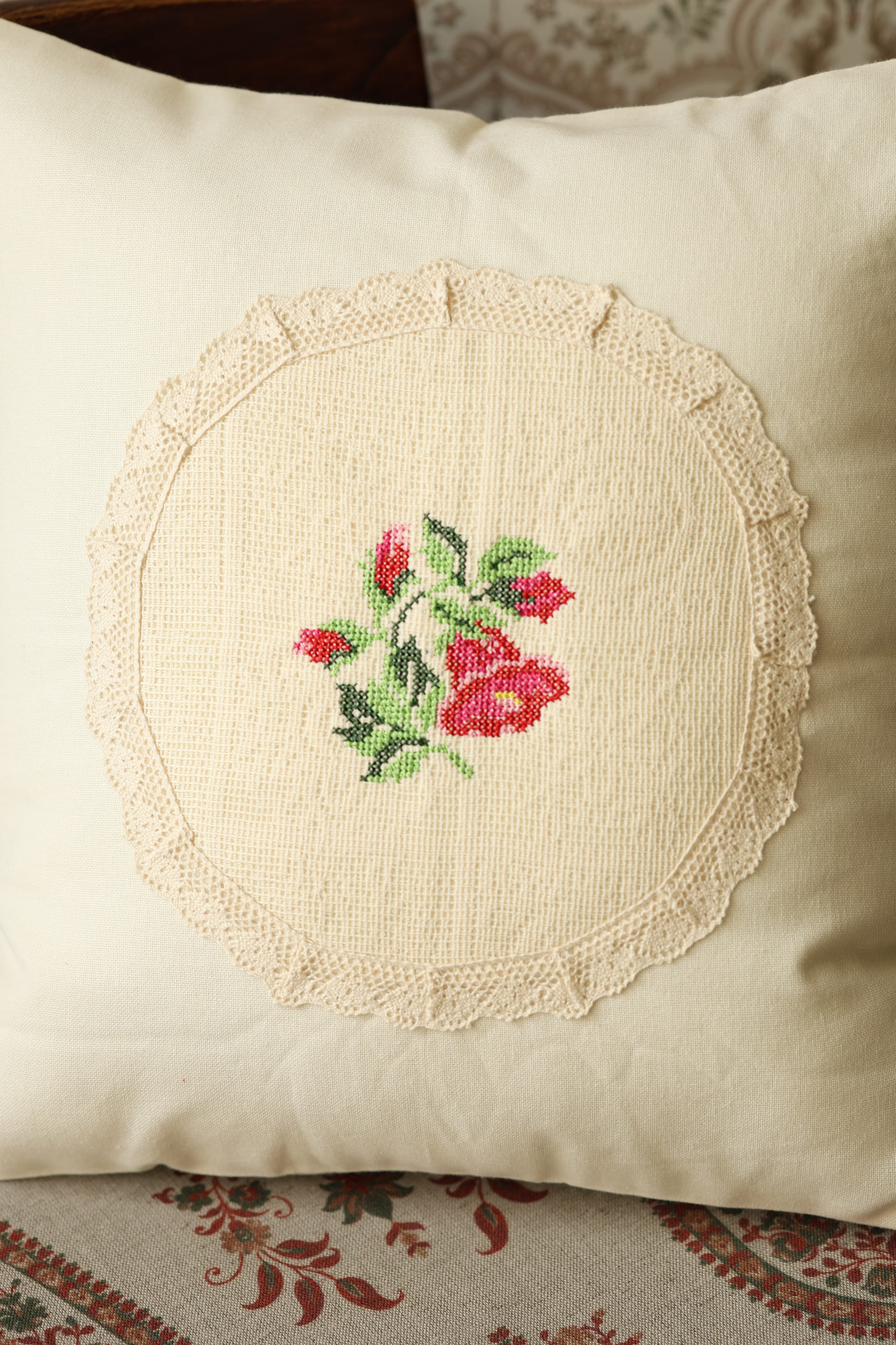 Cushion covers - 16*16 inches cross stitch embroidery