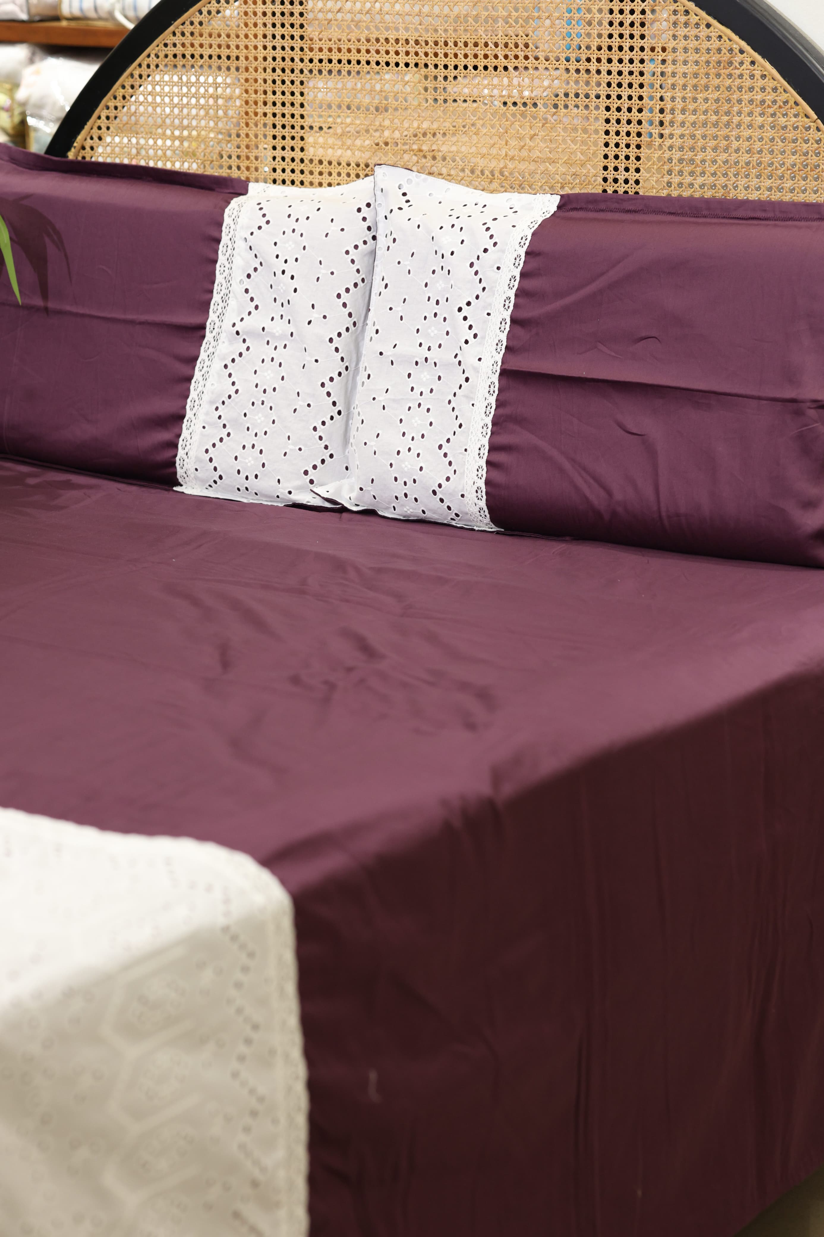 Bedsheets - Premium designer king bedsheets dd lace