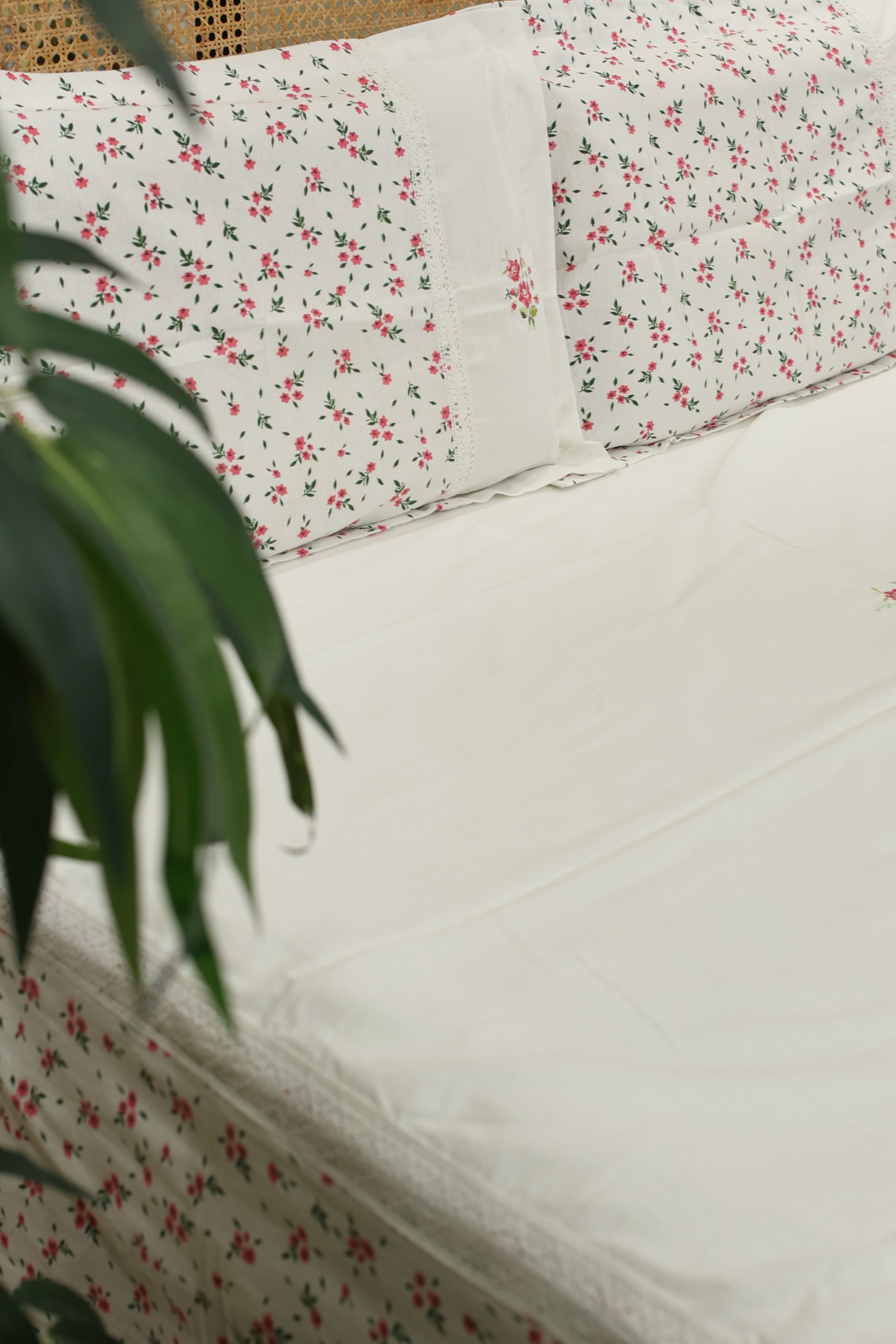 Floral Print & Cross-Stitch Embroidery Handloom Cotton Bedspread Set