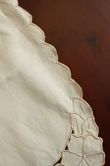 Table runners-Cut work