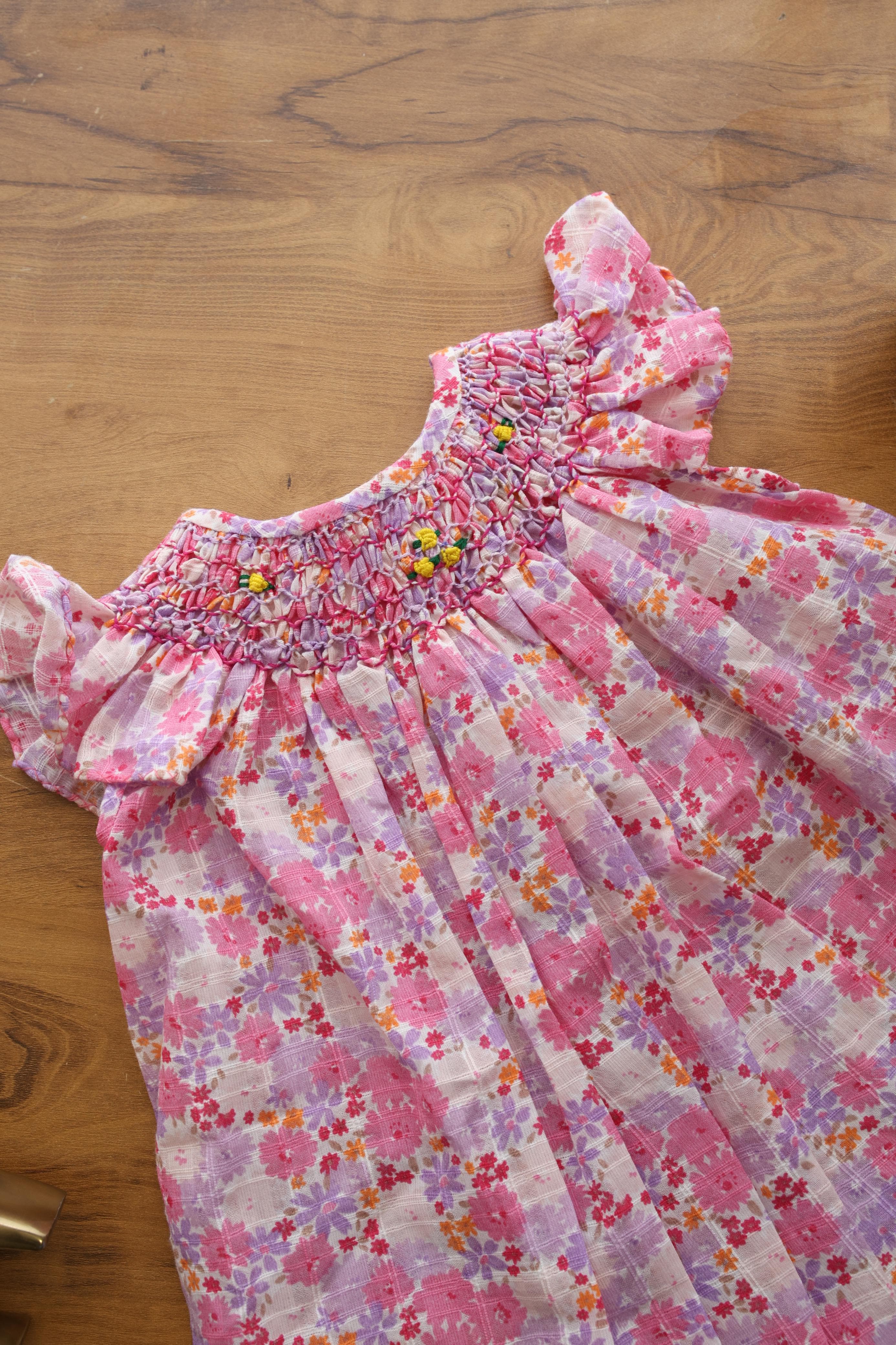 Kids dress - smocked 6-10 months