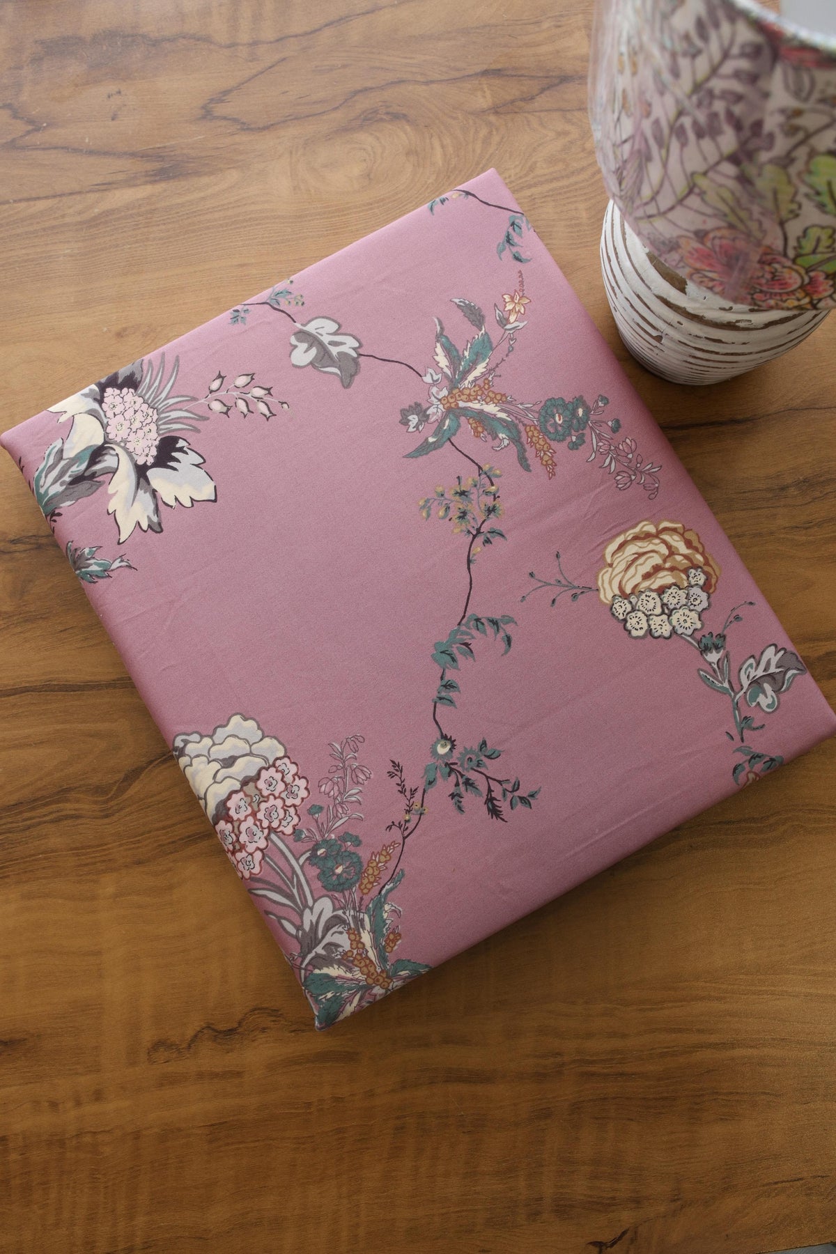Bedsheets - King soft cotton floral bedsheets Vintana