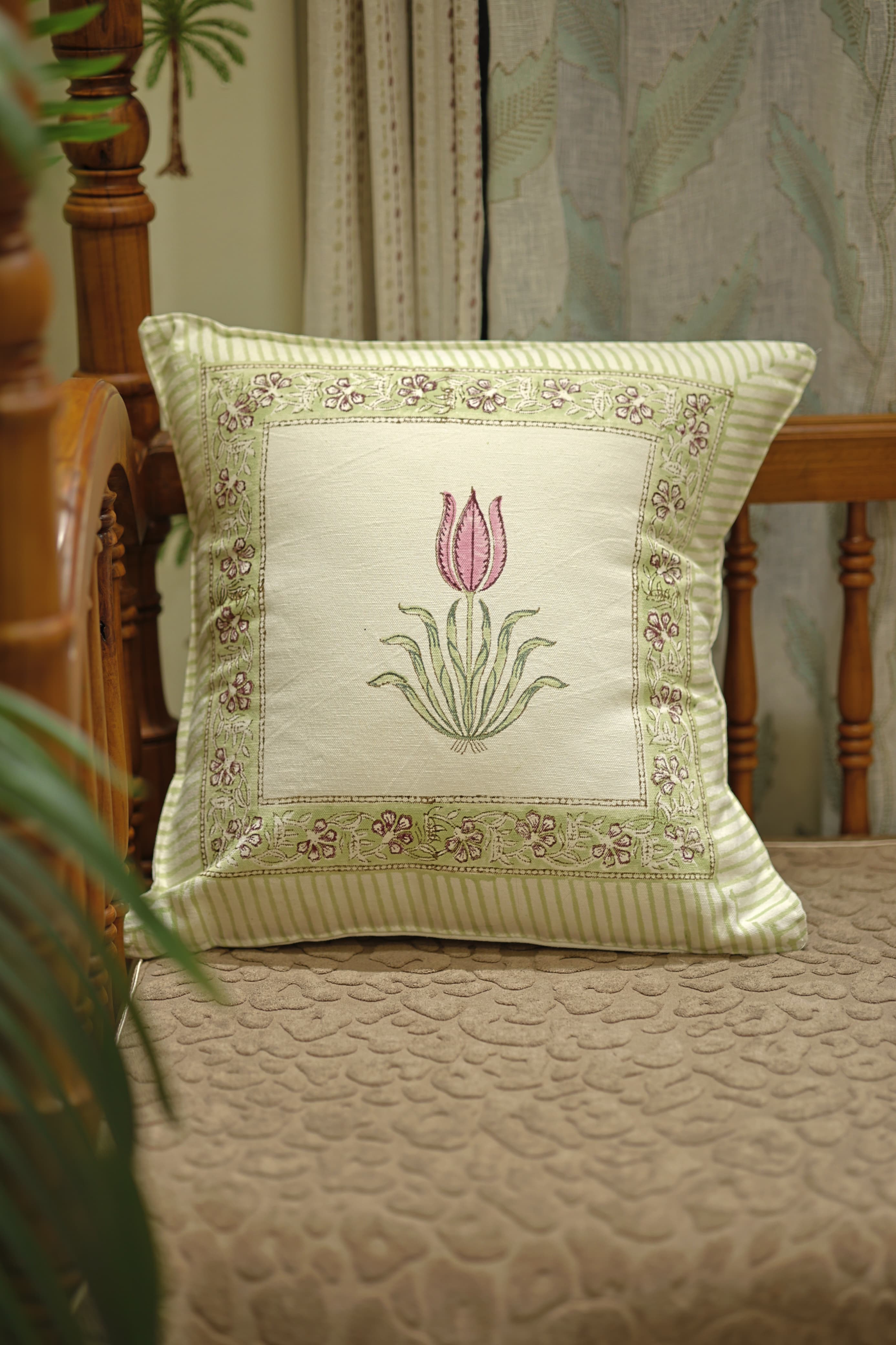 Handblock cushion cover 16×16 inches