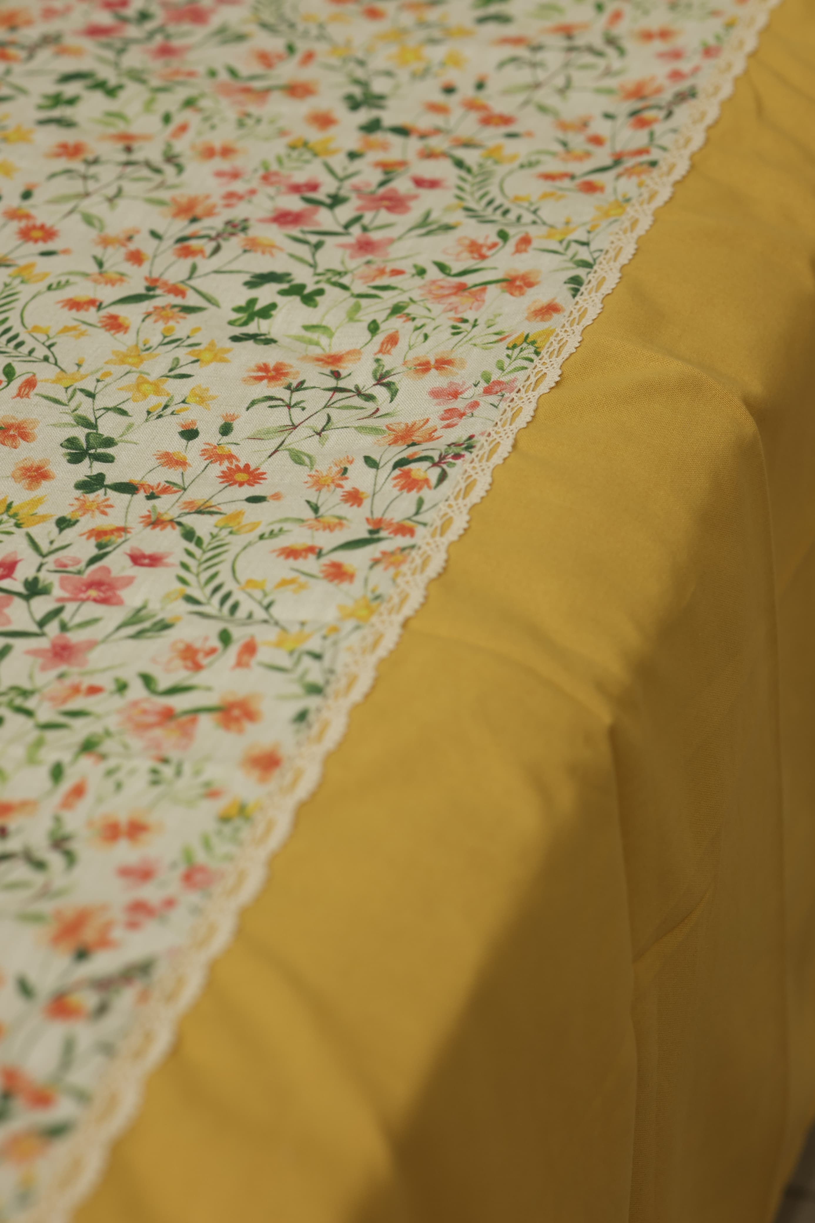 Bedsheets - Premium king floral printed lace bedsheet with cushion covers yellow bud