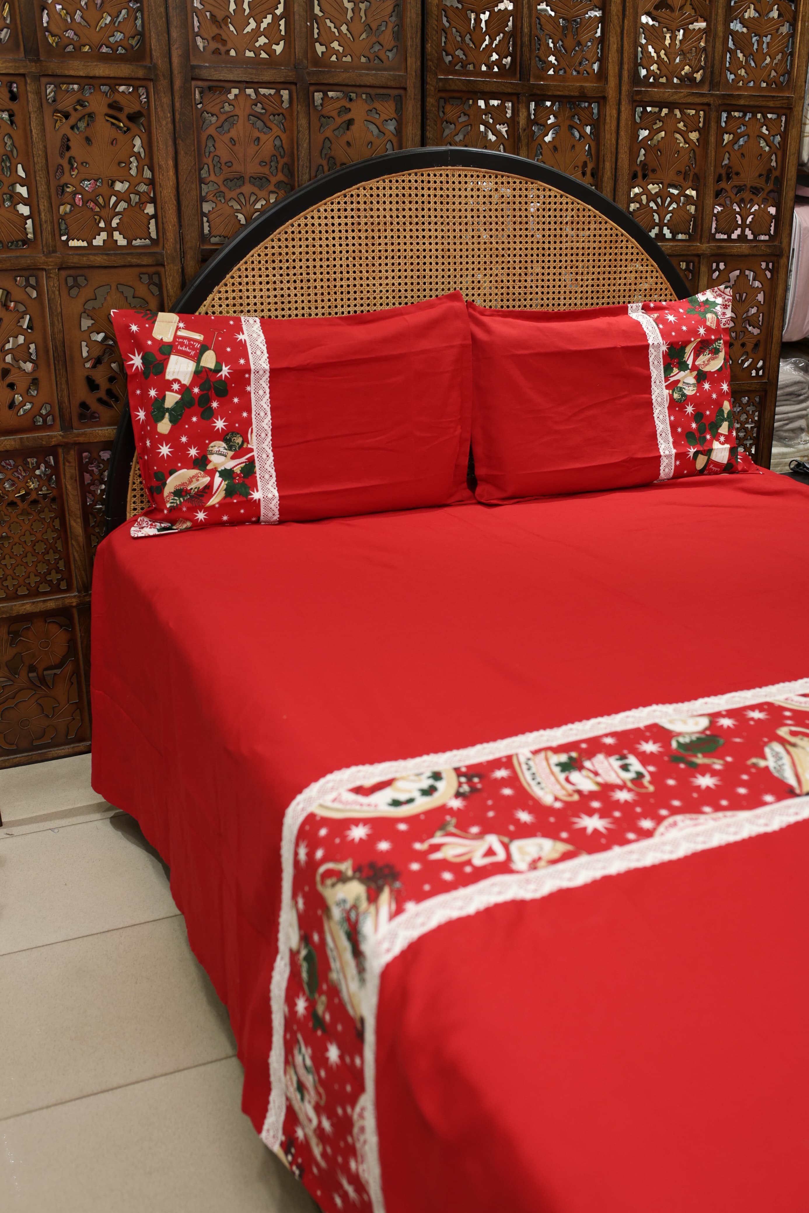 Queen Size Christmas Theme Bedsheet Set - Xmas Edition