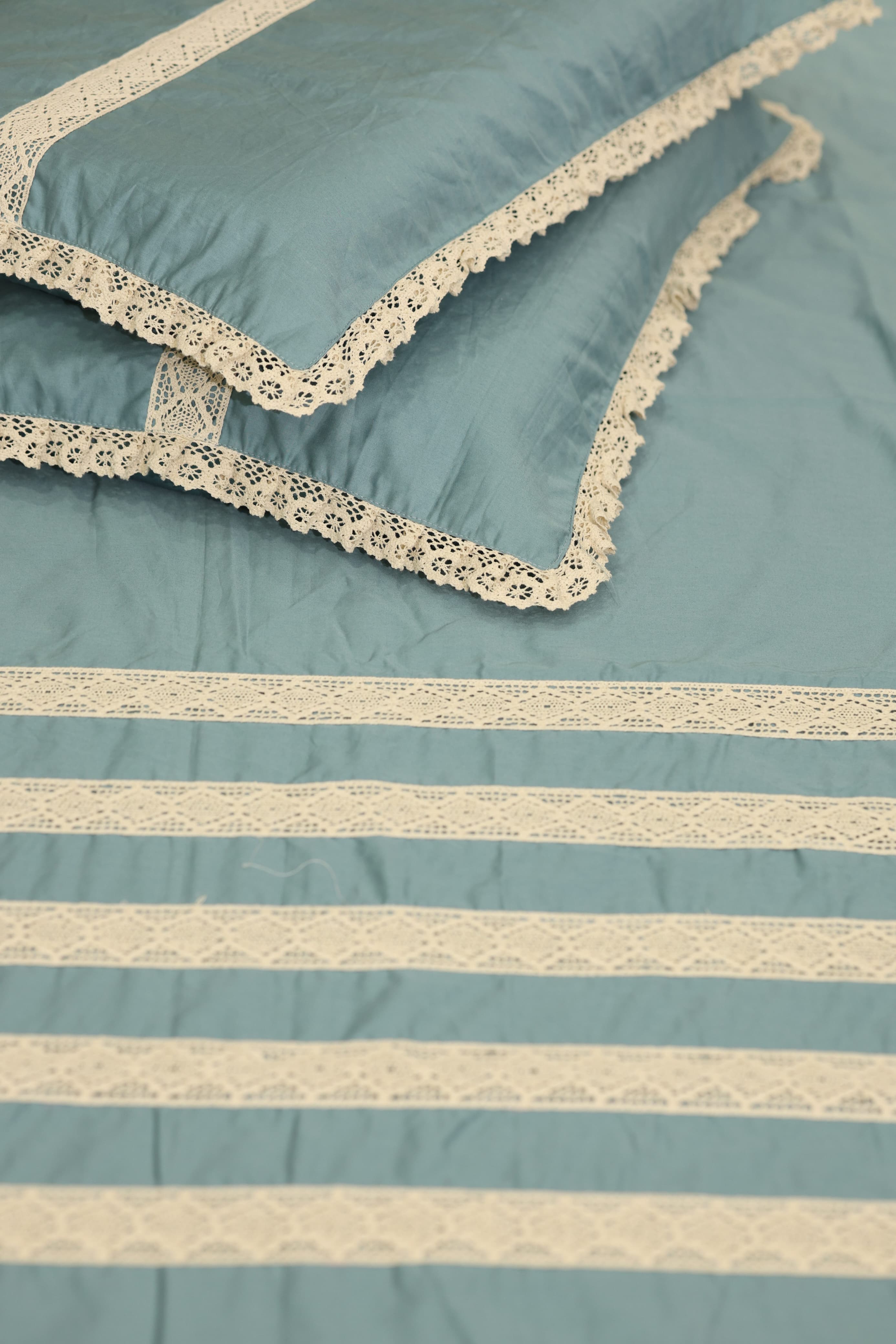 Bedsheets - Premium designer Queen bedsheets dd lace