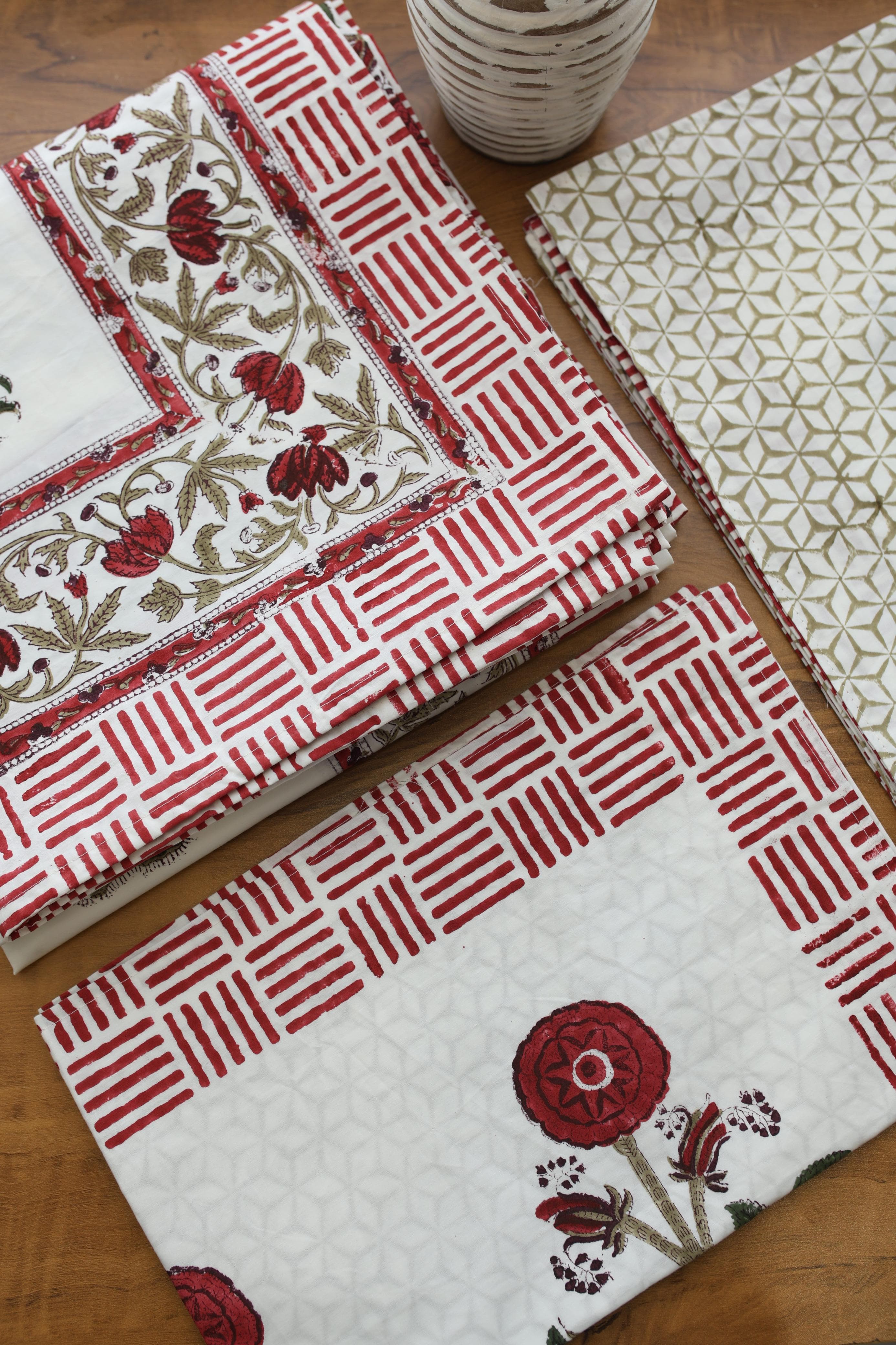 Bedsheets - King percale cotton handblock soft lily  bedsheets