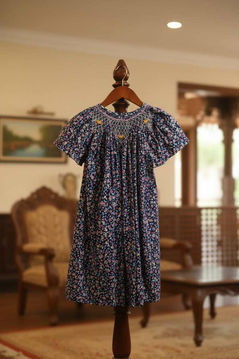 Kids smocked dress 2-3 years