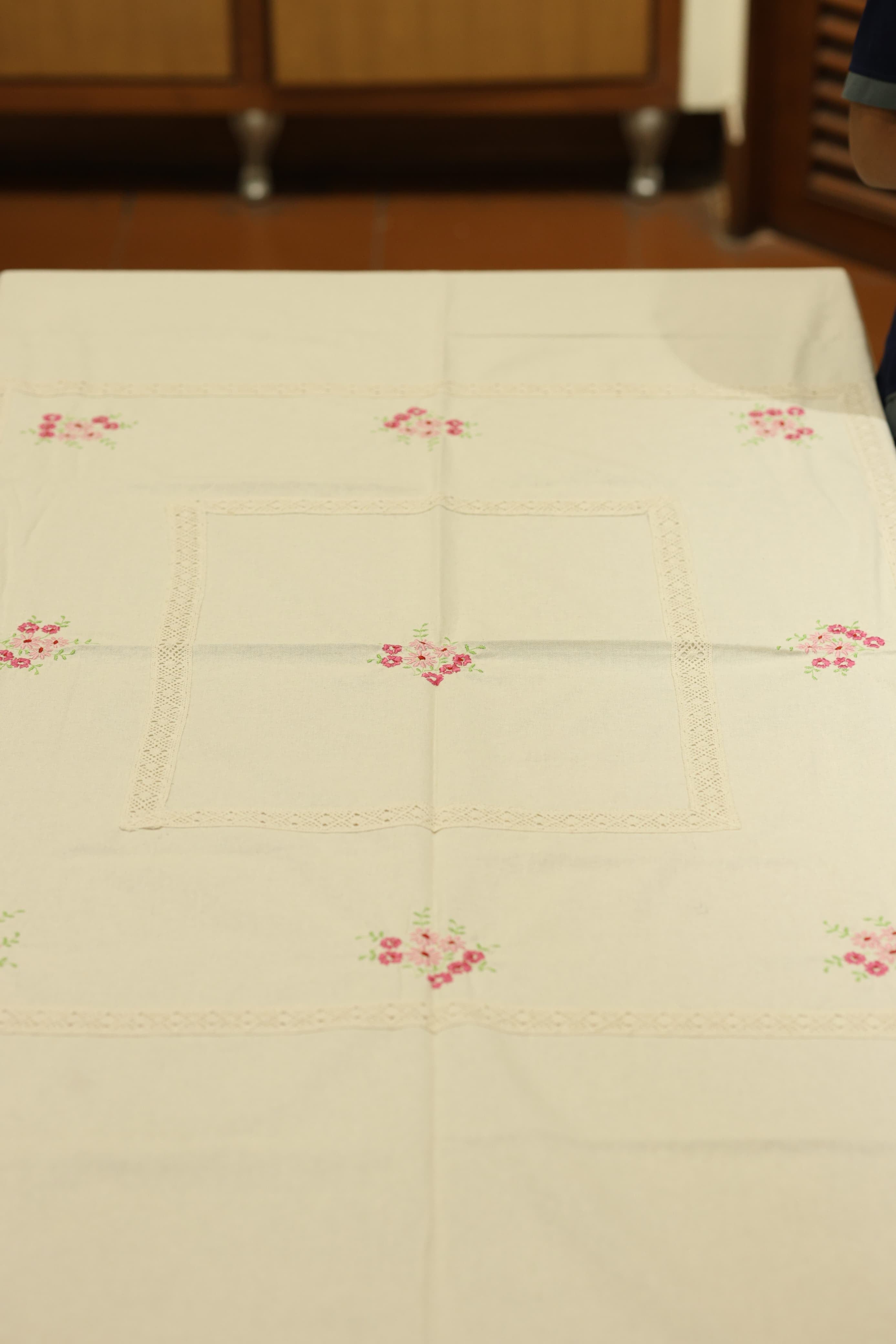 Table cloth - 6 seater cross stitch embroidery (Copy)