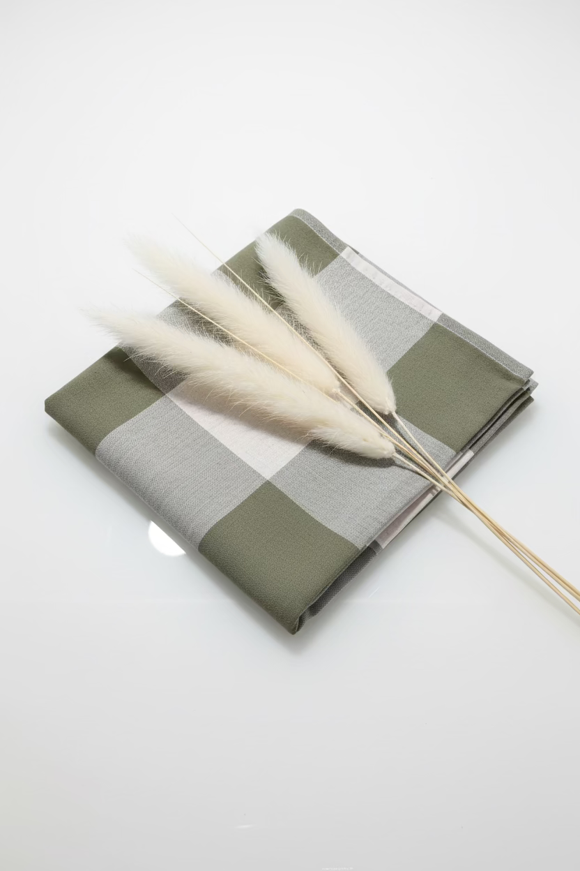 Bedsheets-King Daily use border bedsheets
