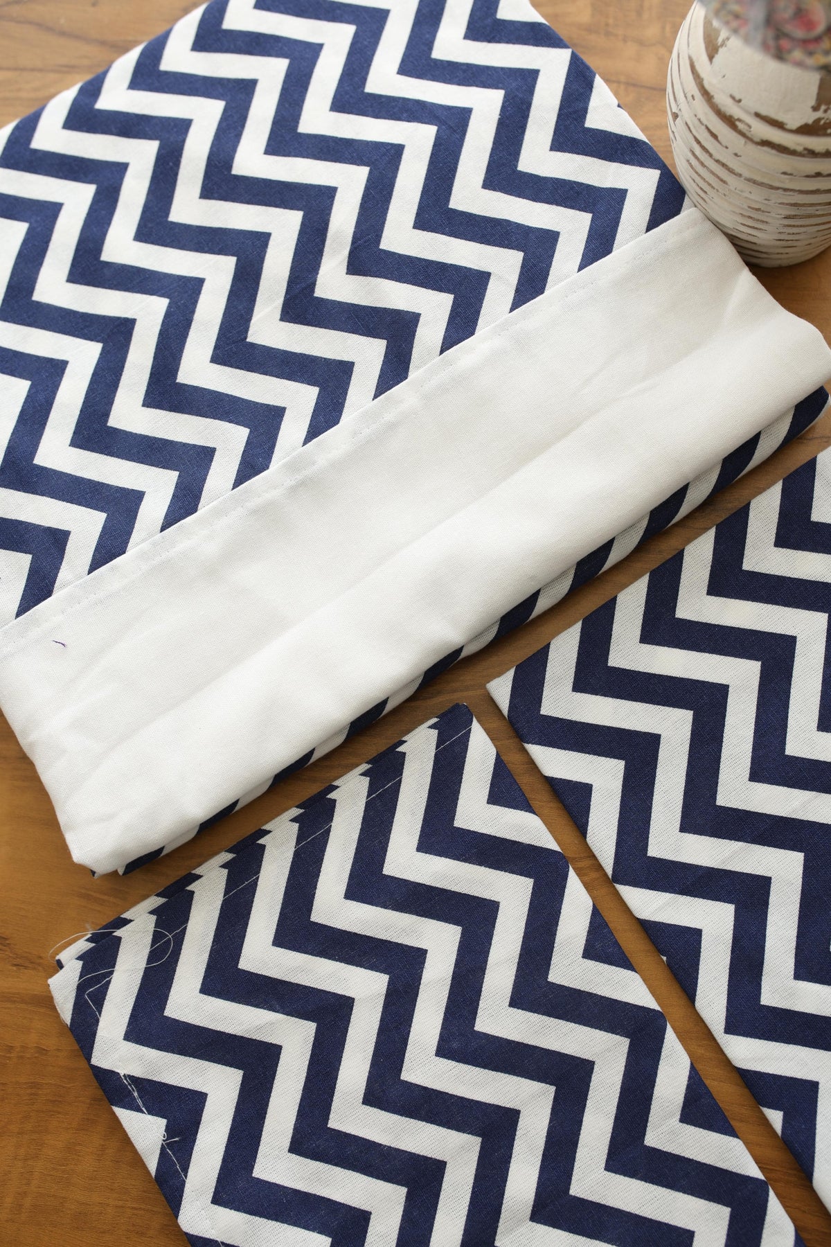 Bedsheets - Queen daily use border bedsheets