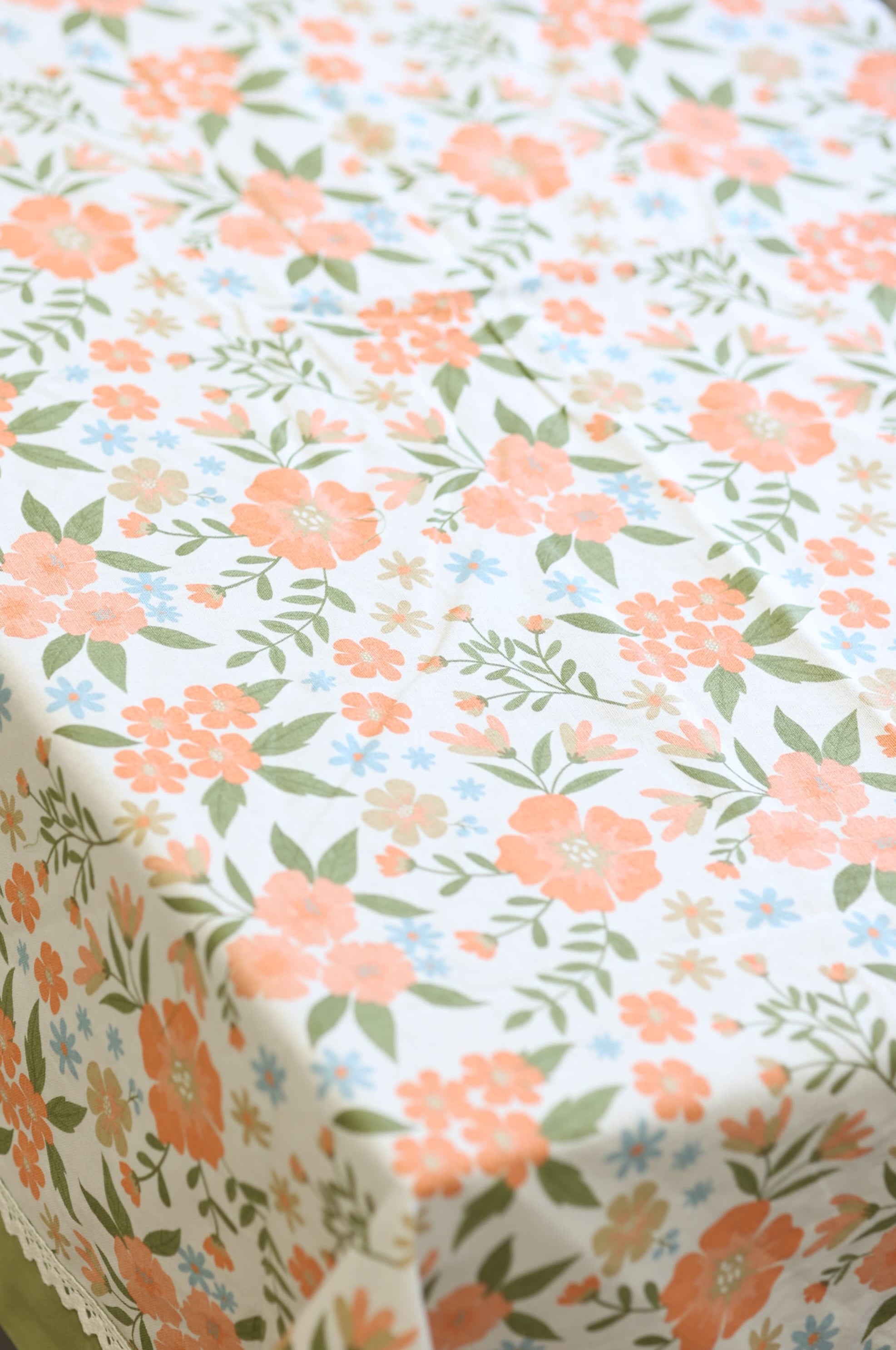 Table cloths -  6 seater printed table cloth