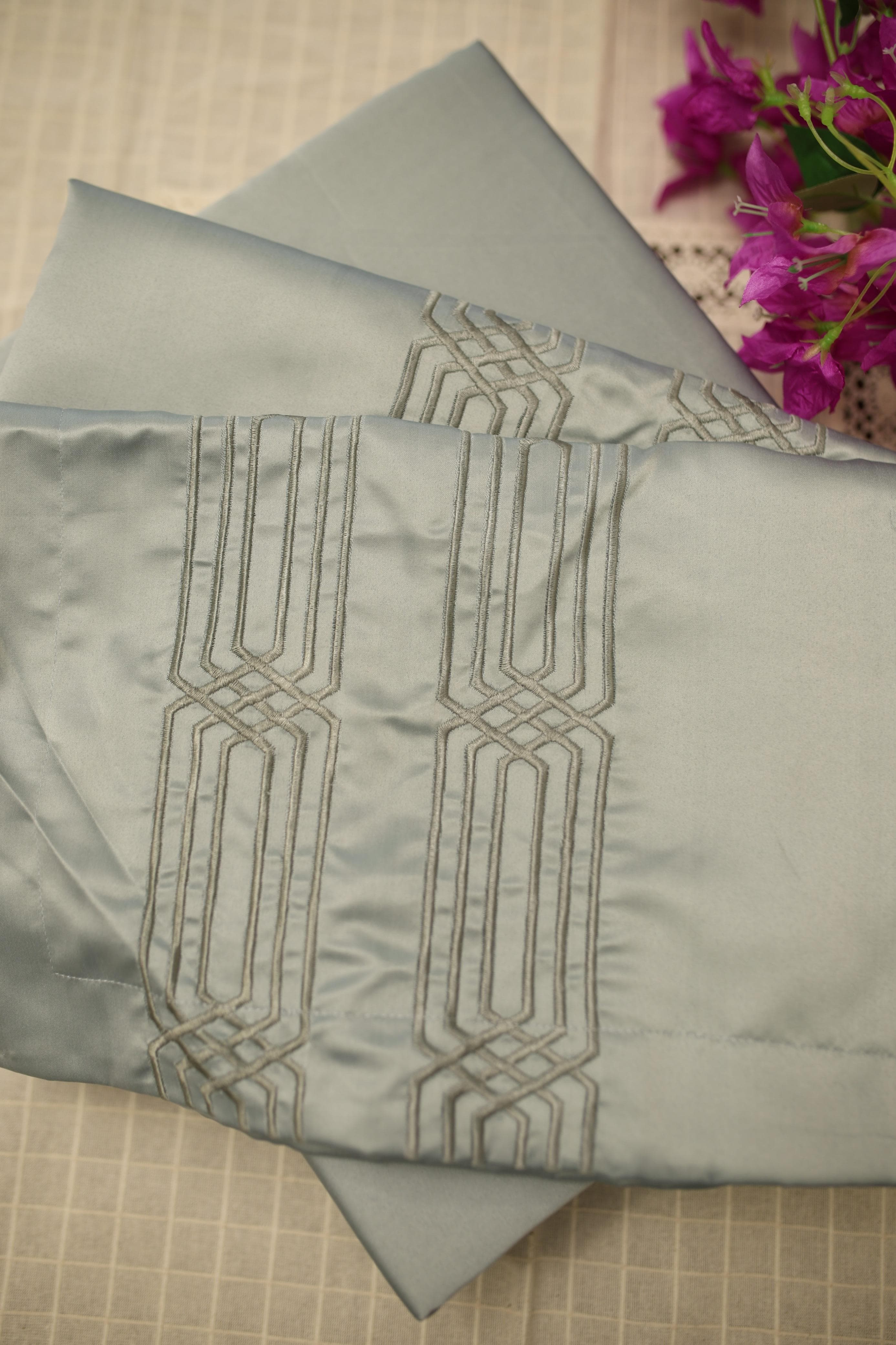 Bedsheets - Essential Queen size bedsheet