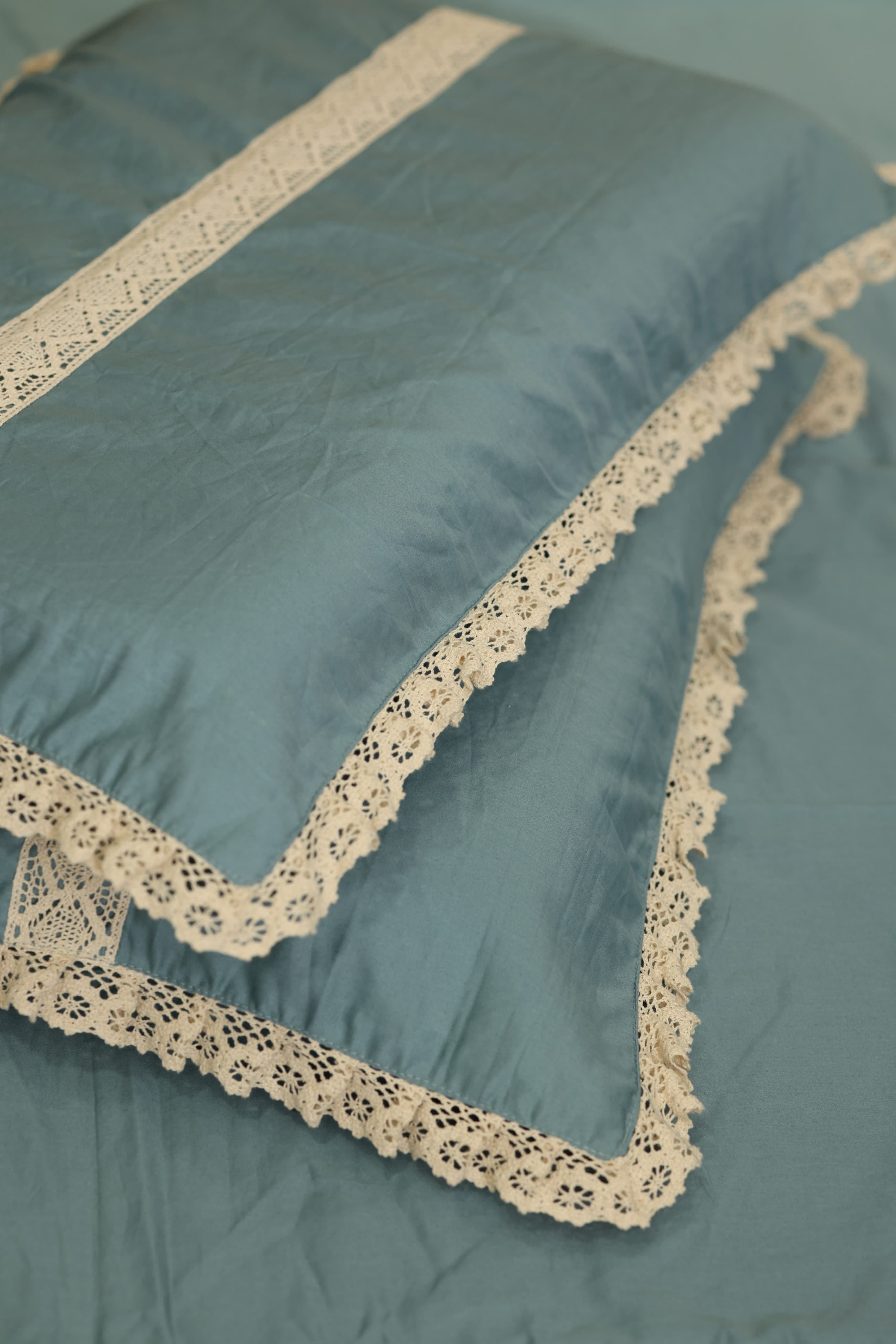 Bedsheets - Premium designer Queen bedsheets dd lace