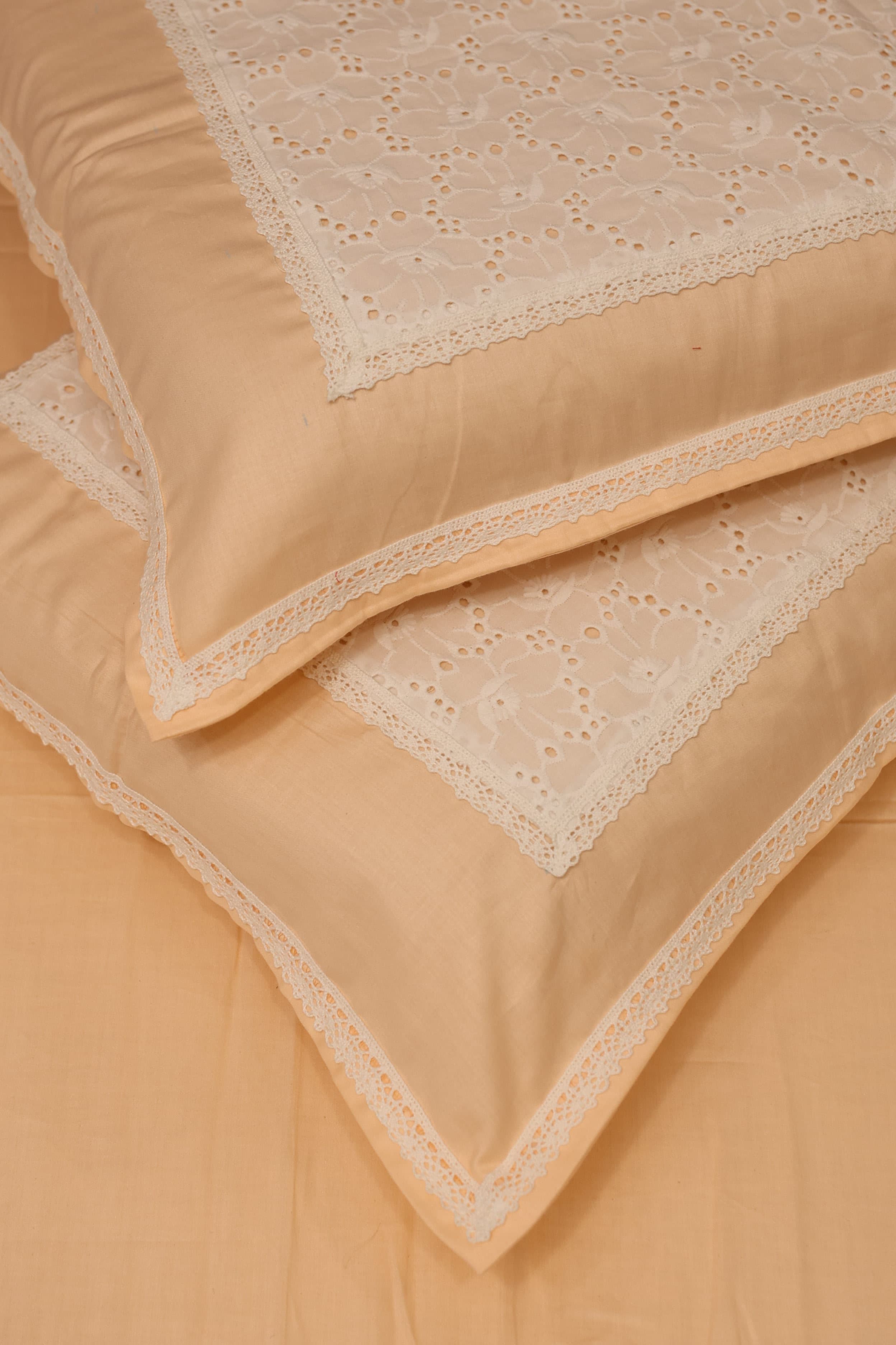 Bedsheets - Premium designer king bedsheets dd lace