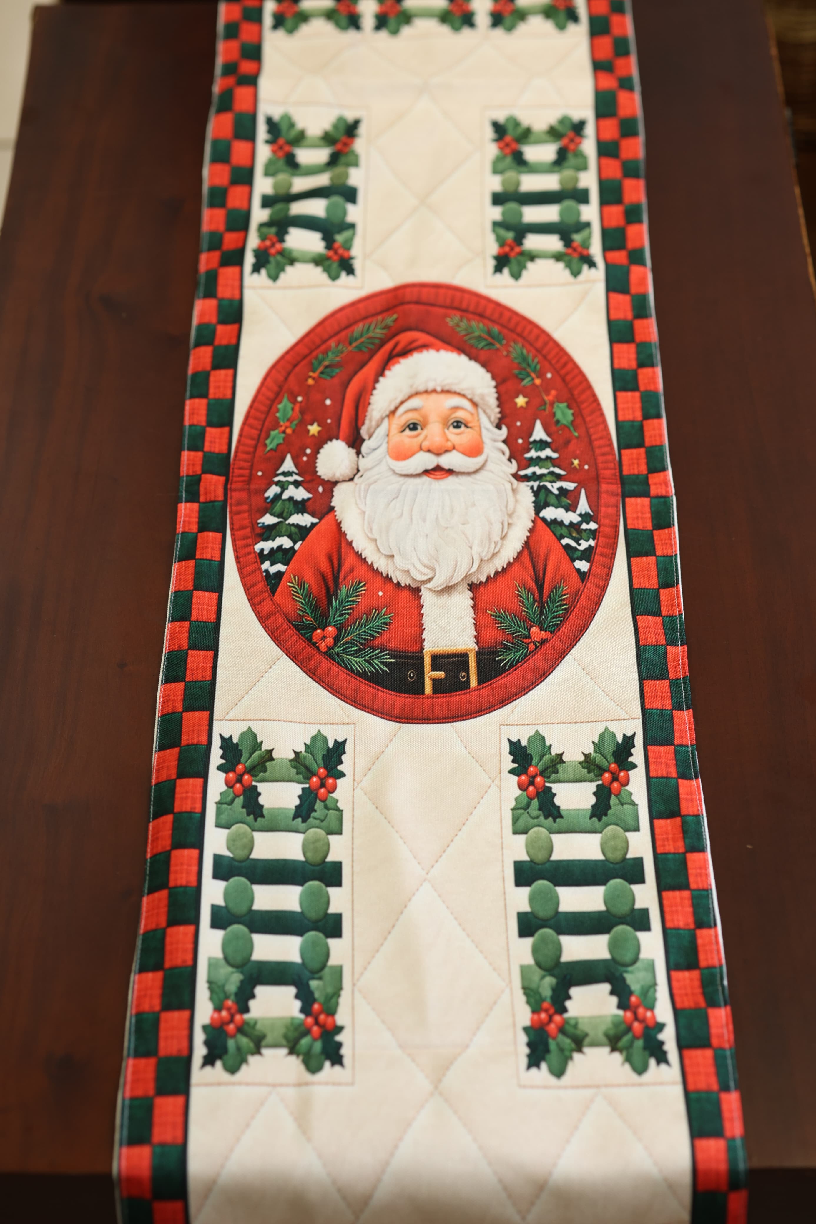 Table Runner - 6 Seater Xmas edition