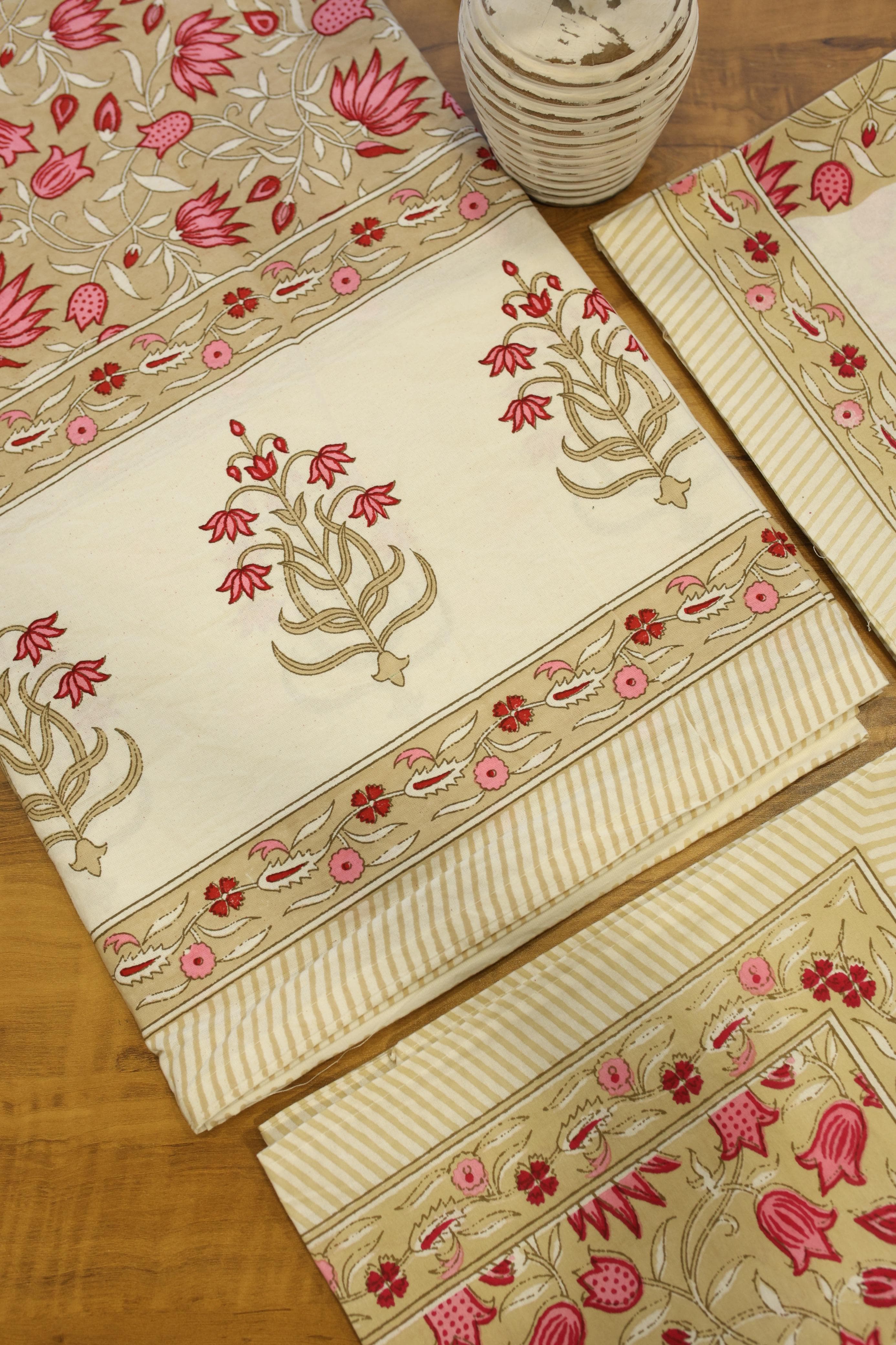 Bedsheets - Handblock queen rajwada print bedsheets