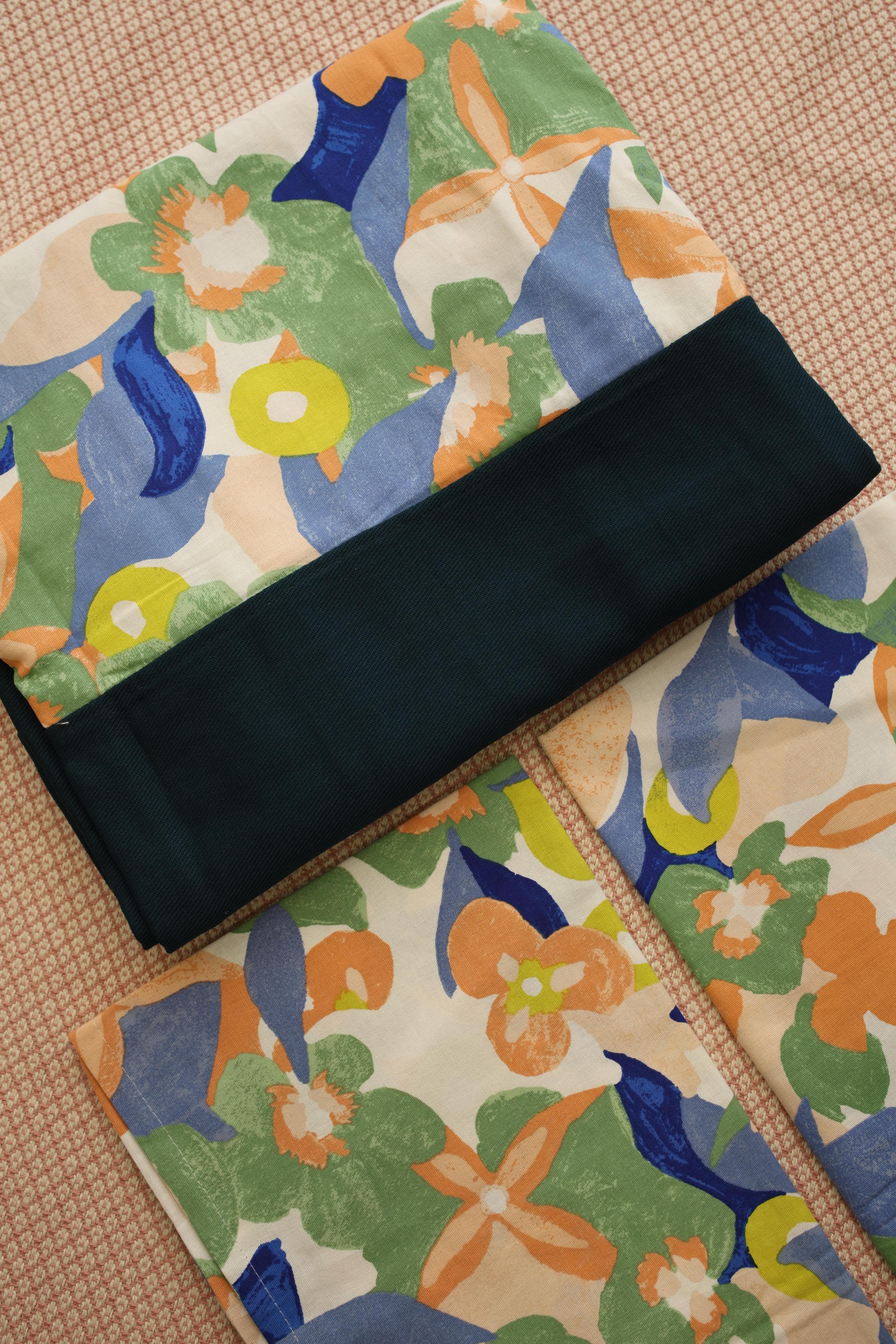 Bedsheets - Queen daily use border bedsheets