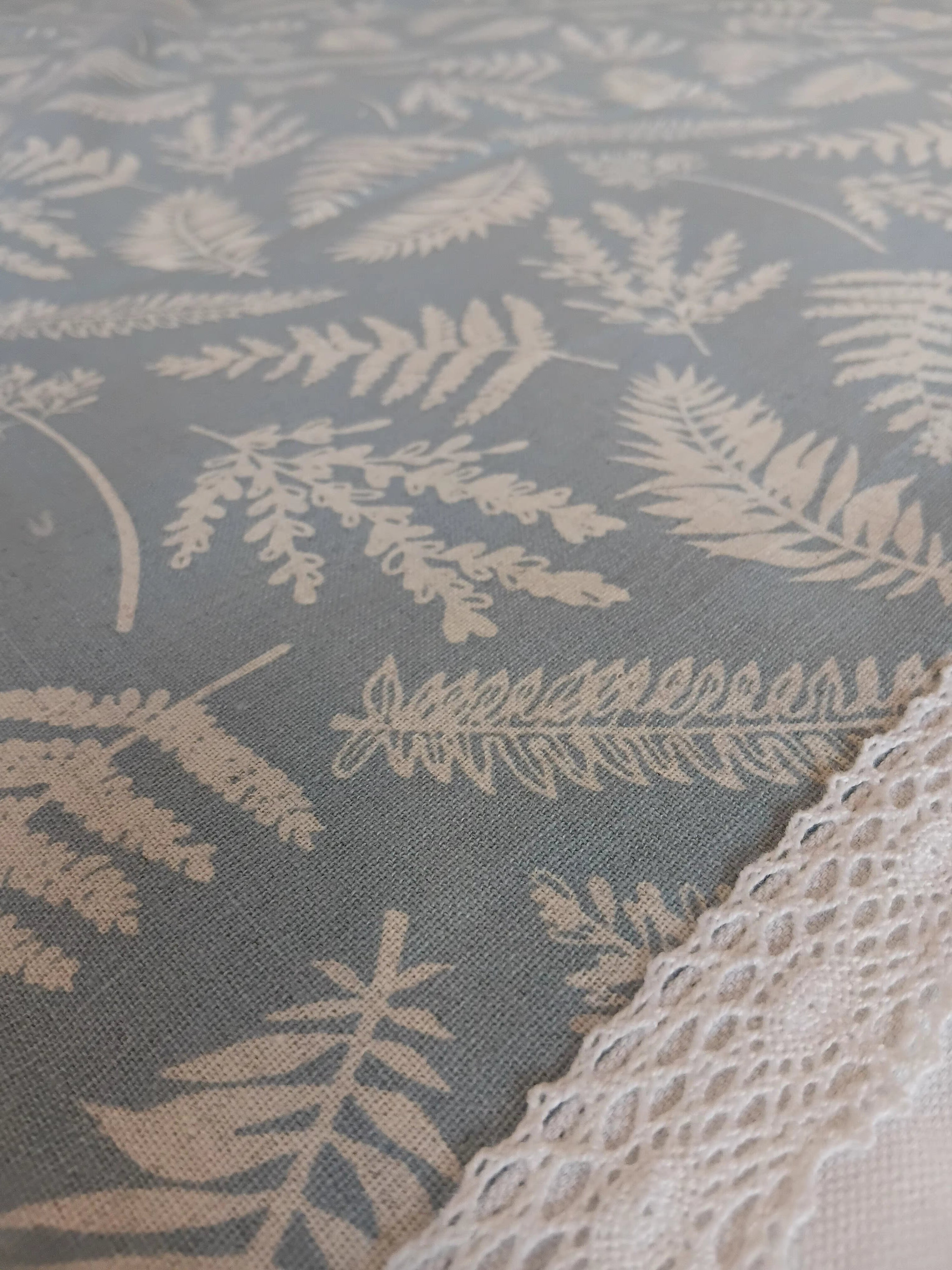 Table cloths - 6 seater