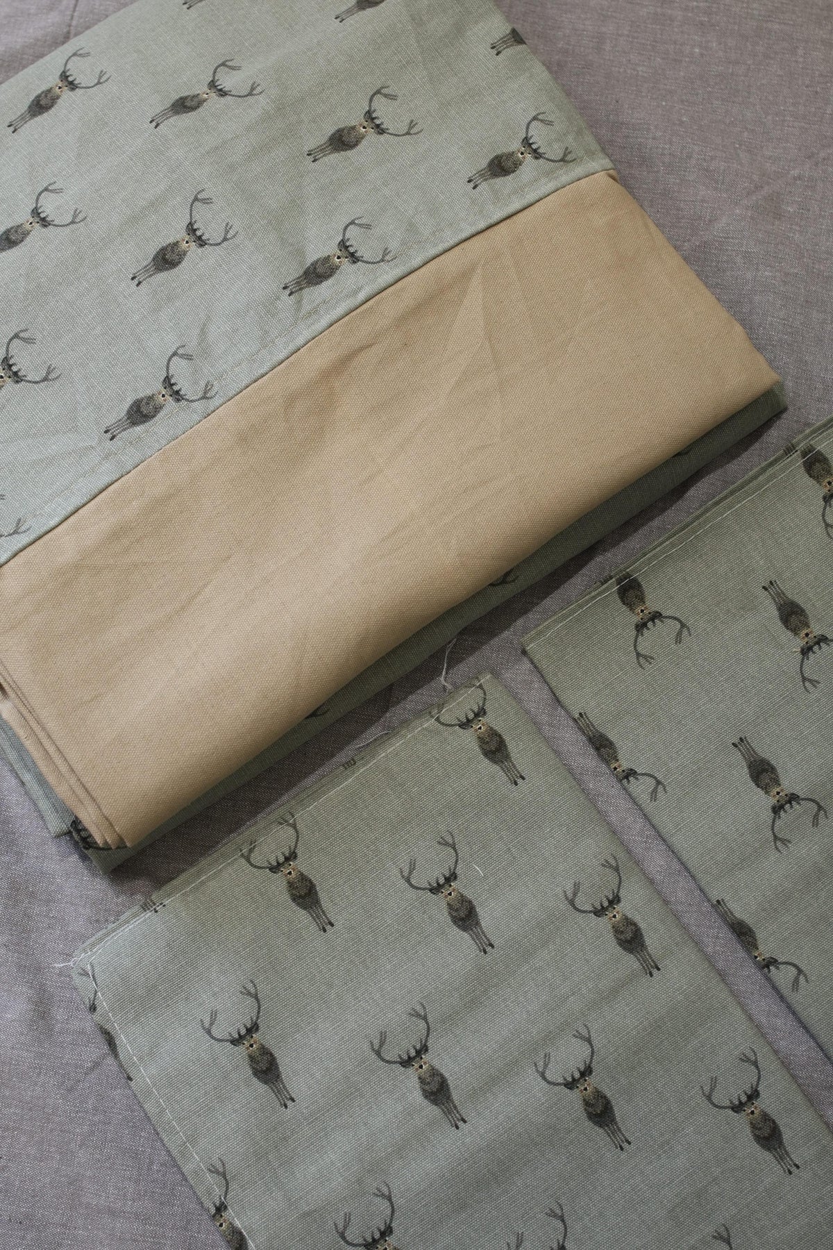 Bedsheets - King Daily use border bedsheets